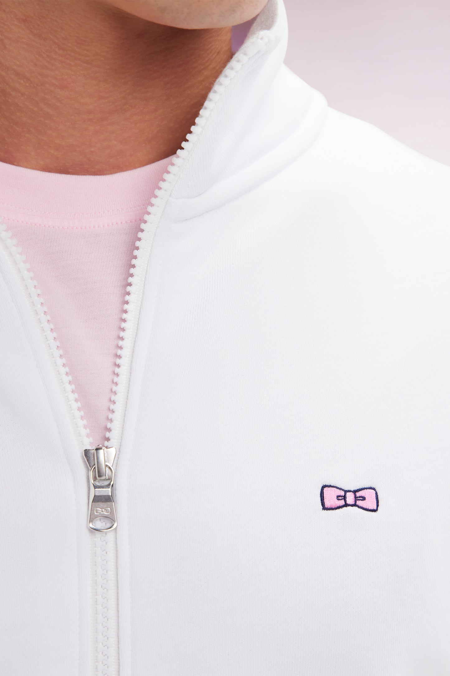 Sweatshirt zippé en coton blanc coupe droite
