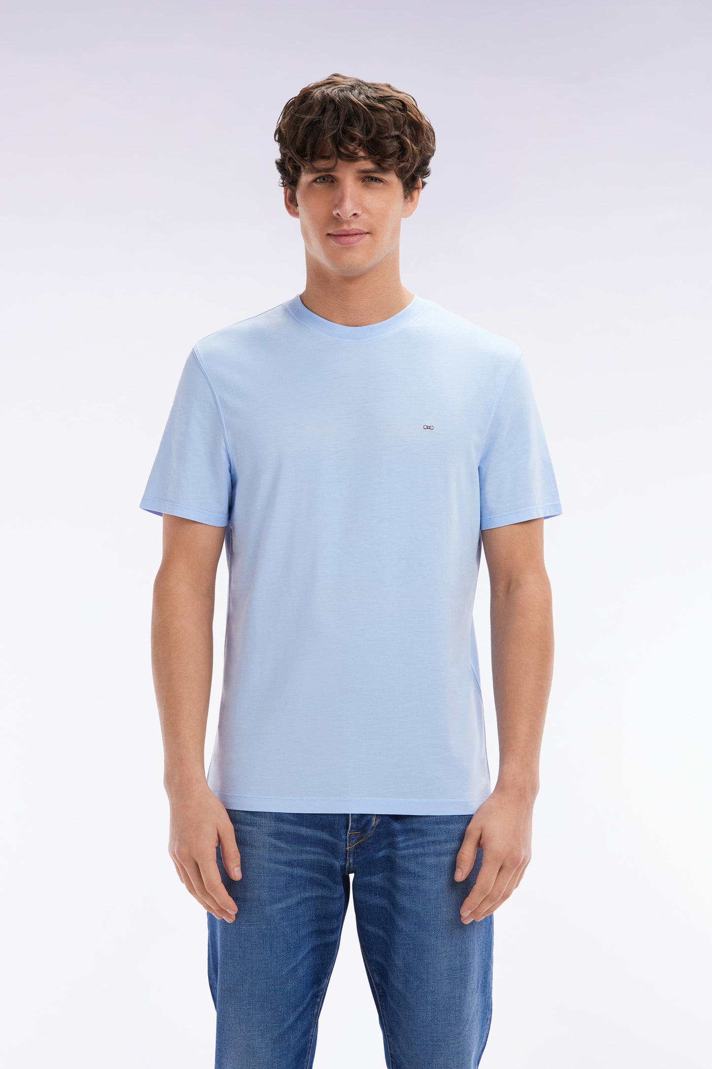 Straight-fit sky blue short-sleeved T-shirt