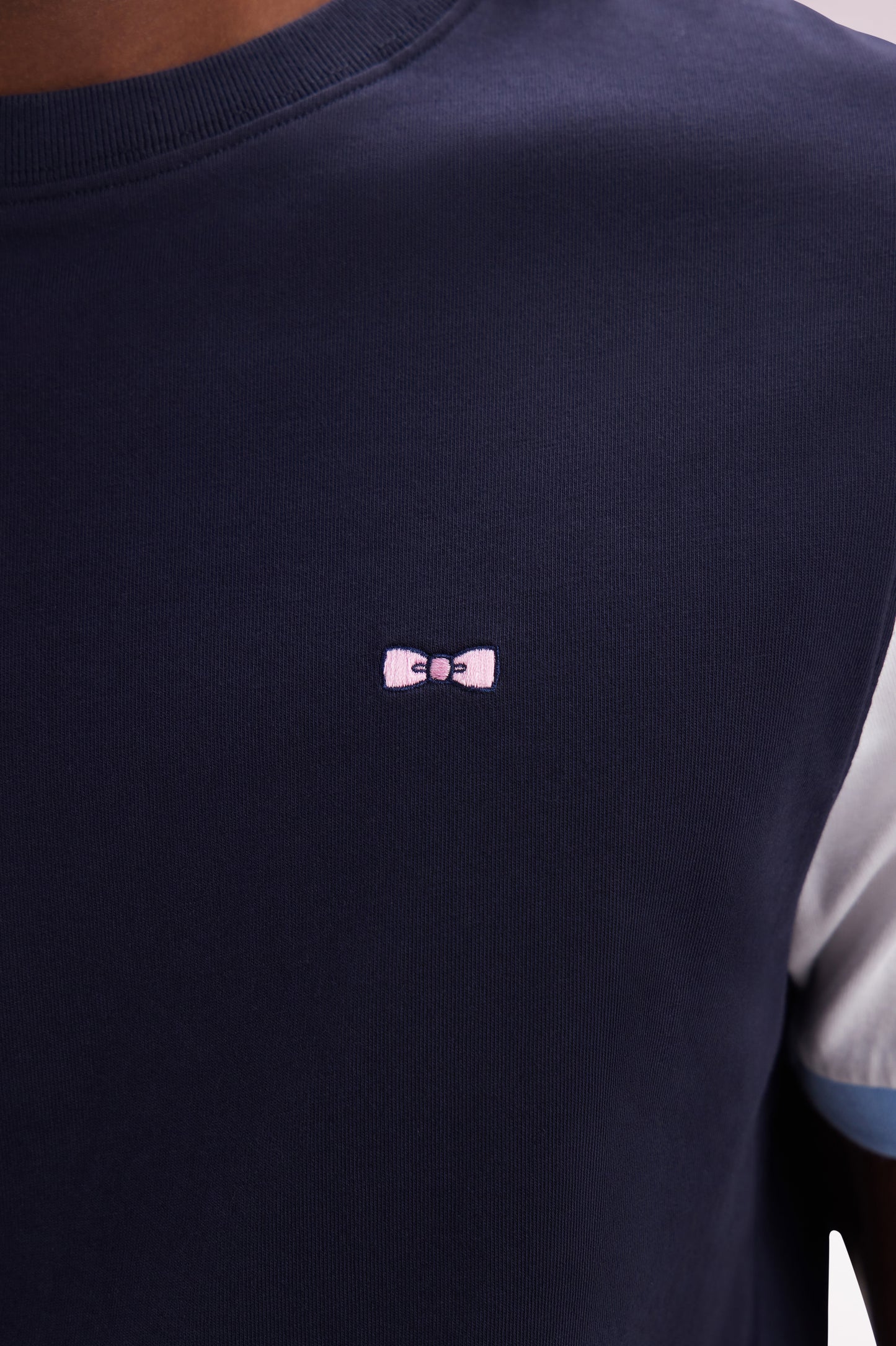 Straight-fit colorblock T-shirt in navy cotton with 10 embroidery