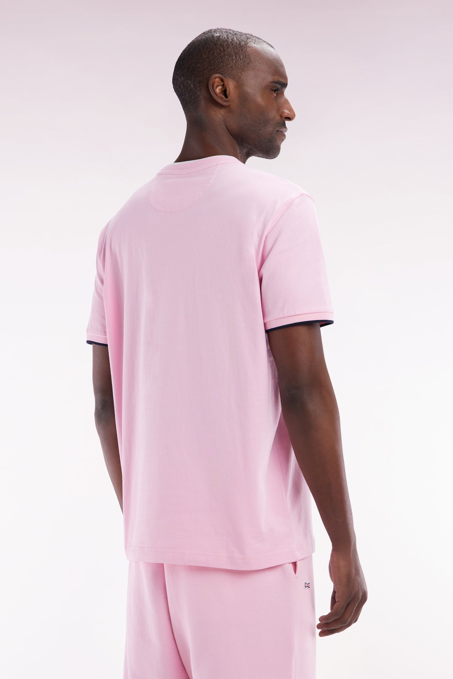 T-shirt en coton rose broderie nœud papillon coupe décontractée