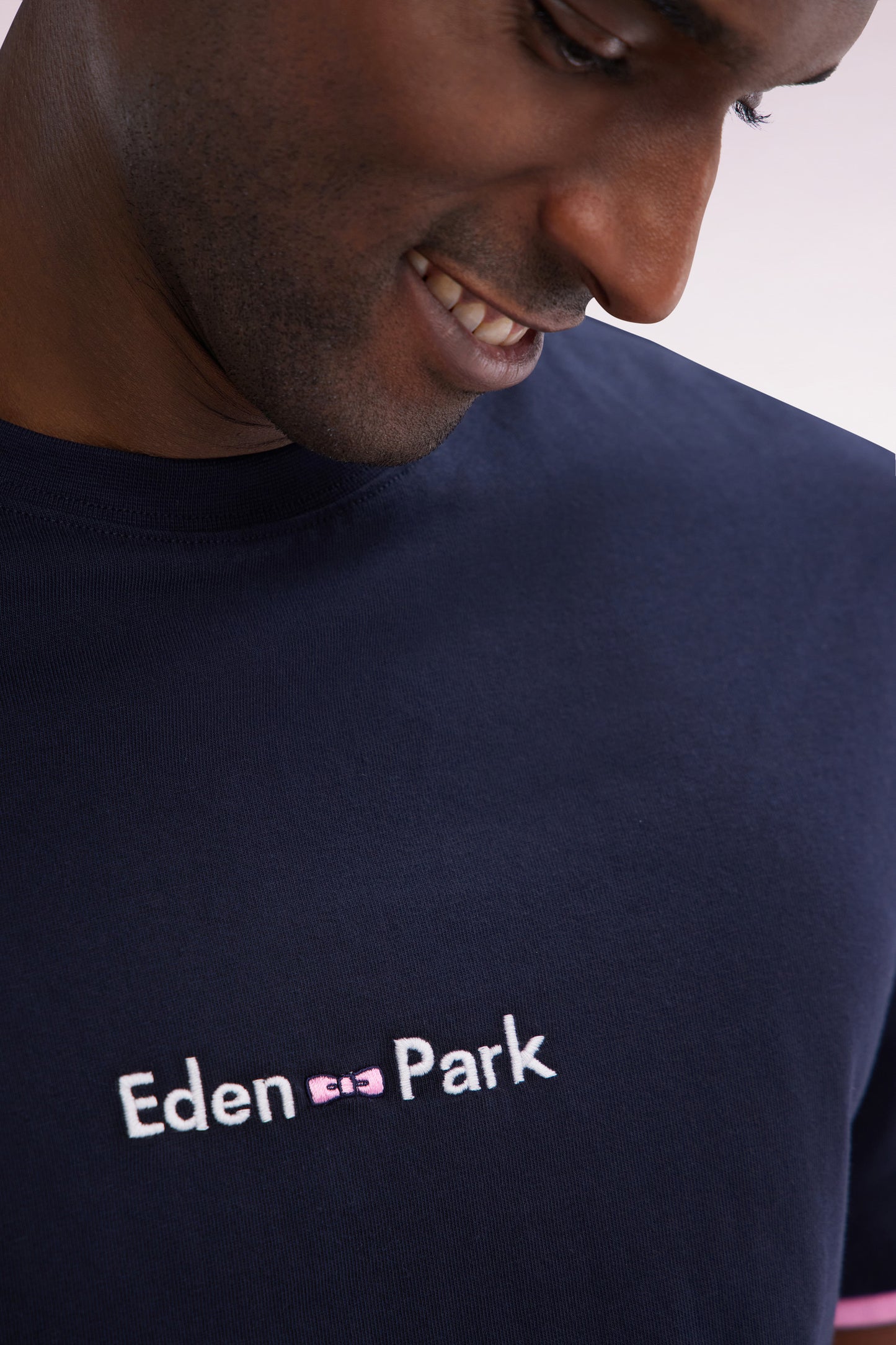 Straight-fit embroidered navy cotton T-shirt with a layering effect