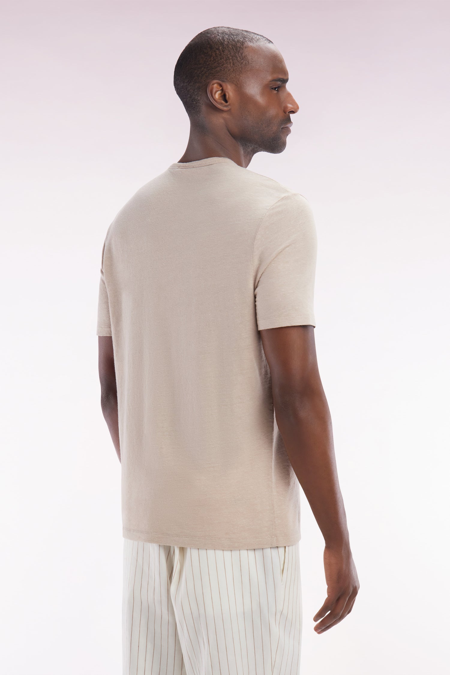 T-shirt uni en lin stretch beige coupe droite