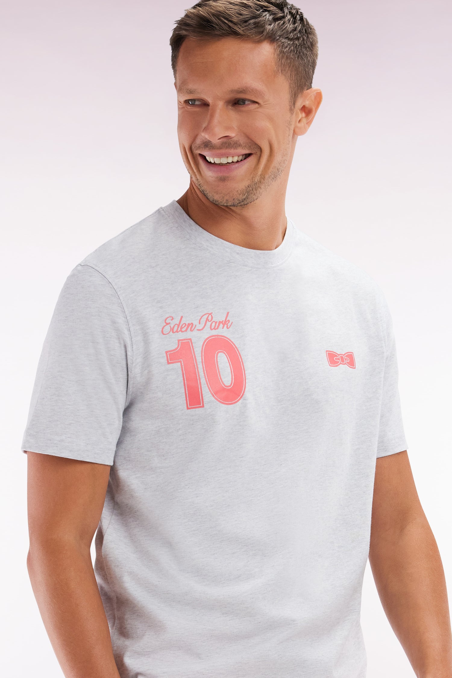 T-shirt 10 en coton gris et rouge coupe décontractée