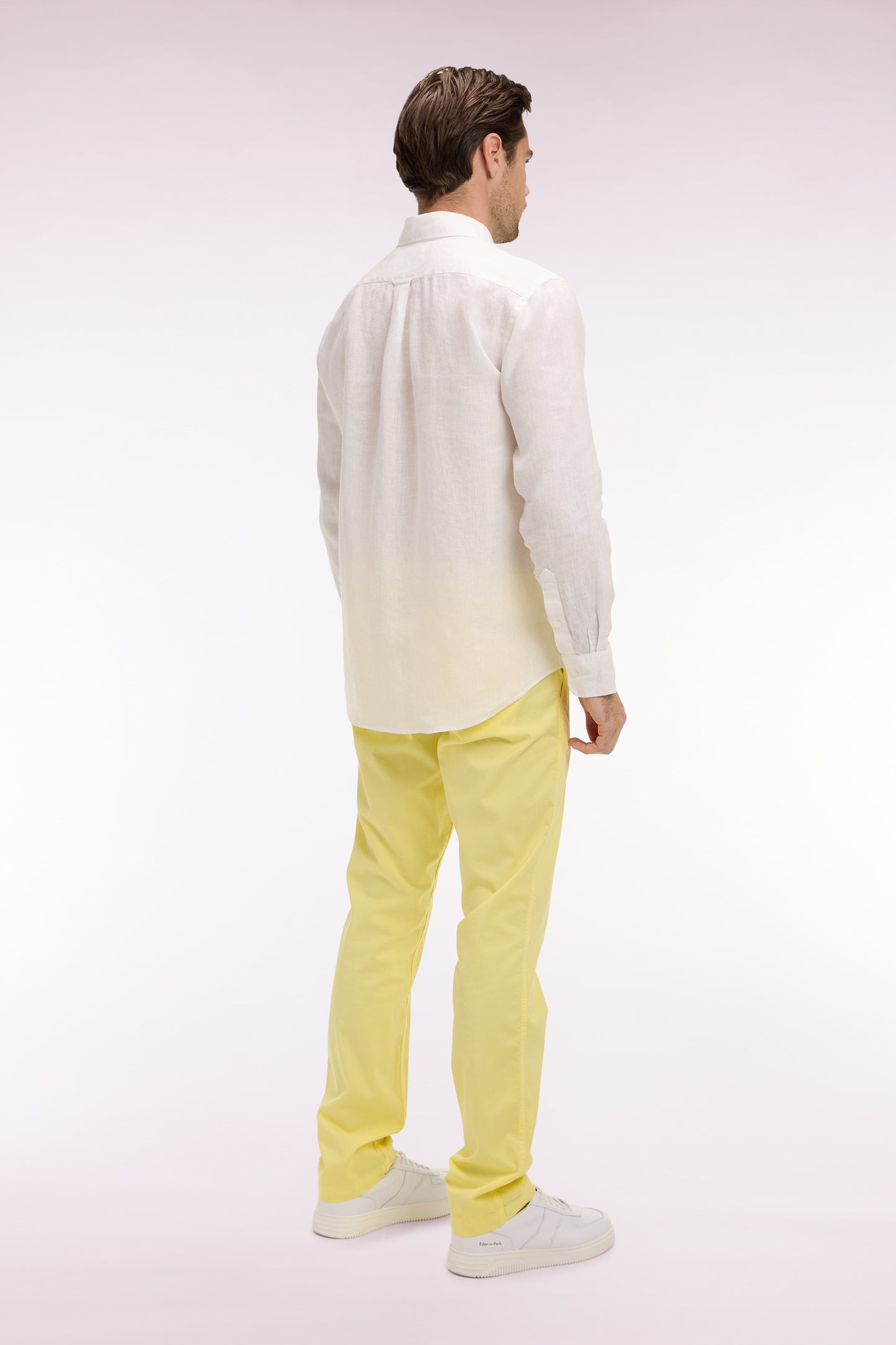 Pantalon chino regular en coton stretch jaune clair