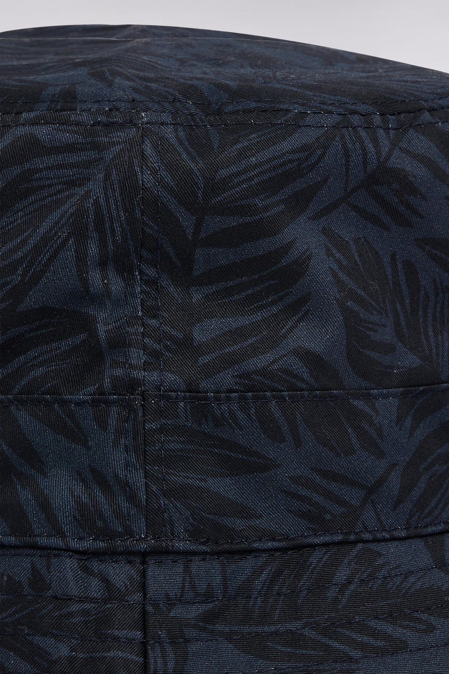 Bob réversible en twill de coton imprimé marine