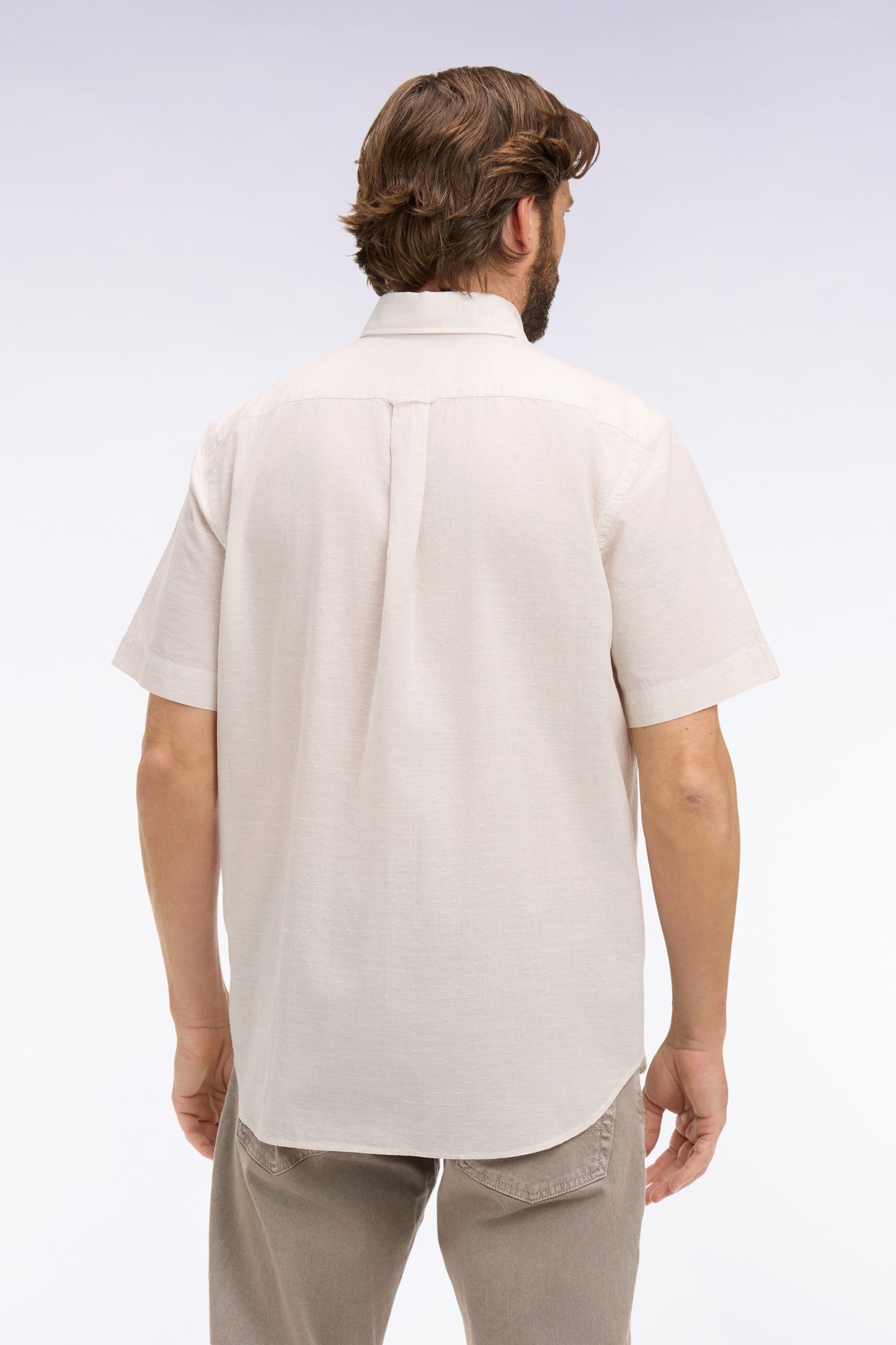 Chemise à manches courtes en coton jacquard rayé grège