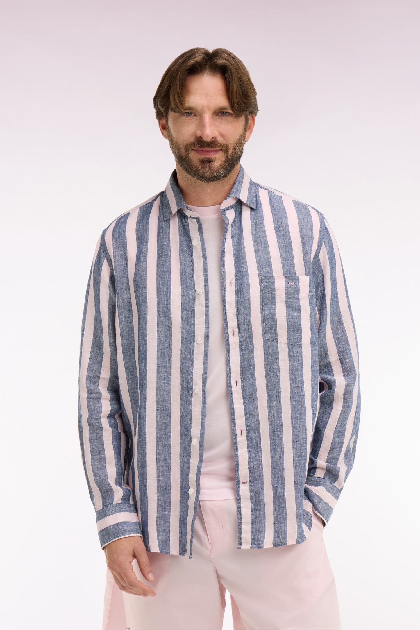 Chemise en lin marine à rayures bâtons