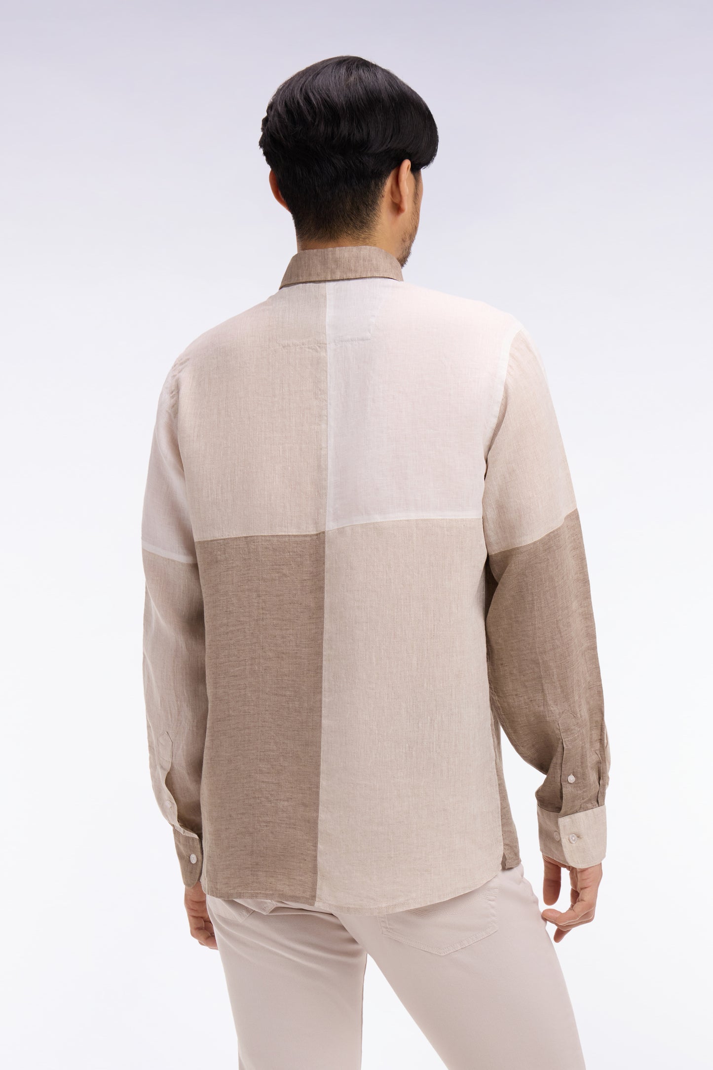 Chemise en lin beige colorblock coupe regular