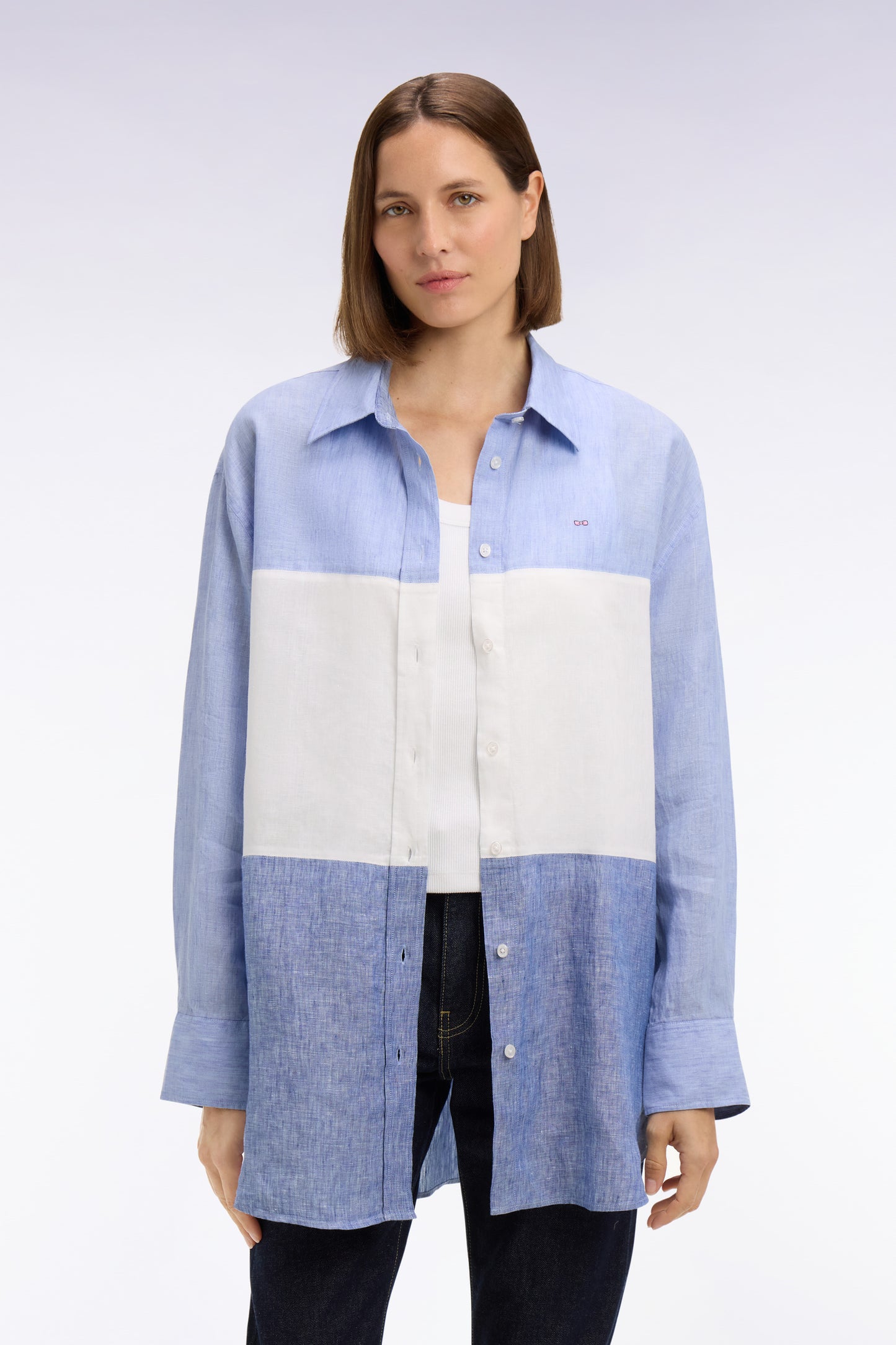 Chemise en lin colorblock bleu coupe oversized