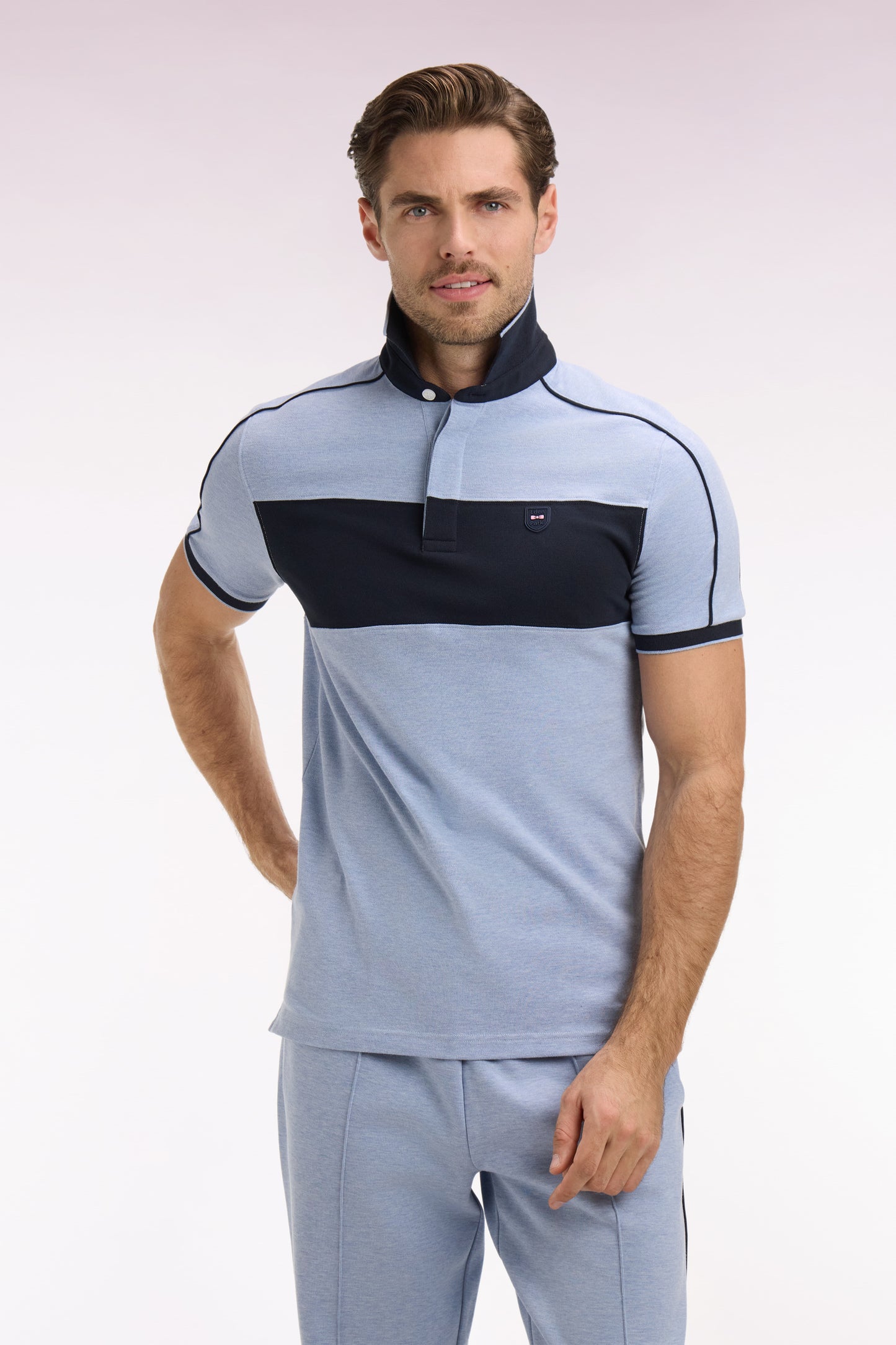 Polo à manches courtes en coton stretch ciel coupe slim