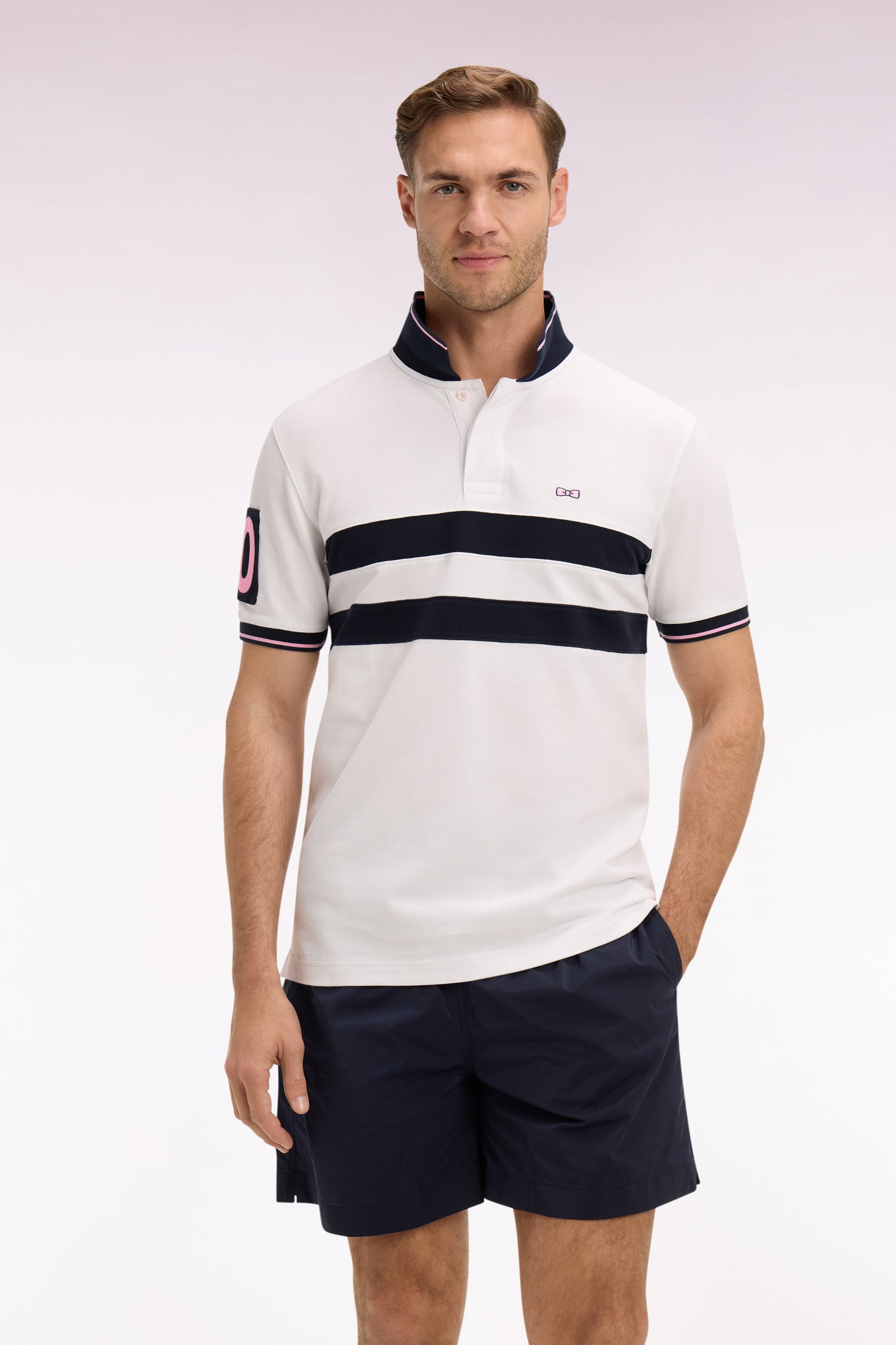 Polo à manches courtes en piqué coton blanc à rayures coupé cousu