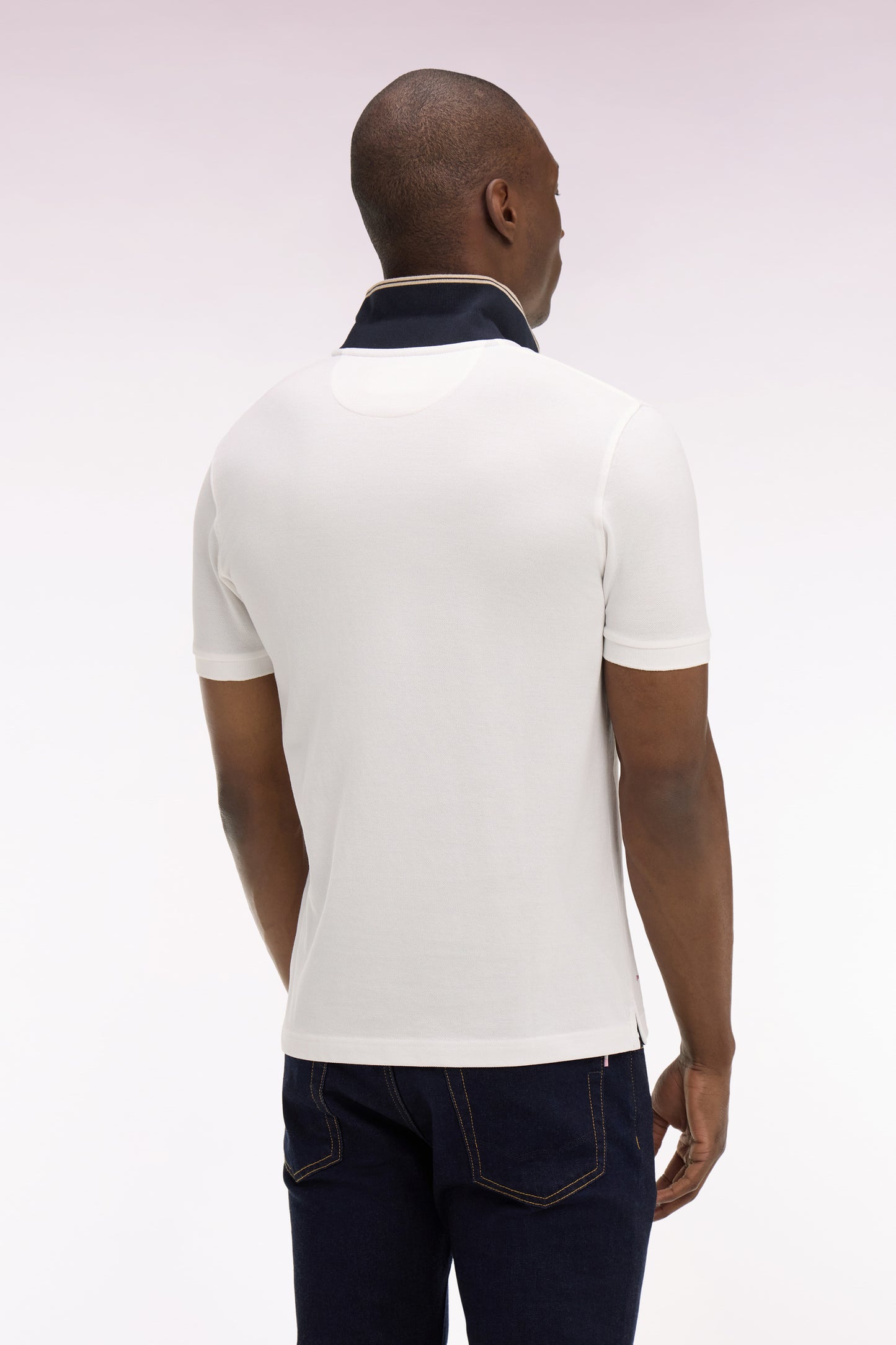 Polo à manches courtes en piqué coton écru écusson EP