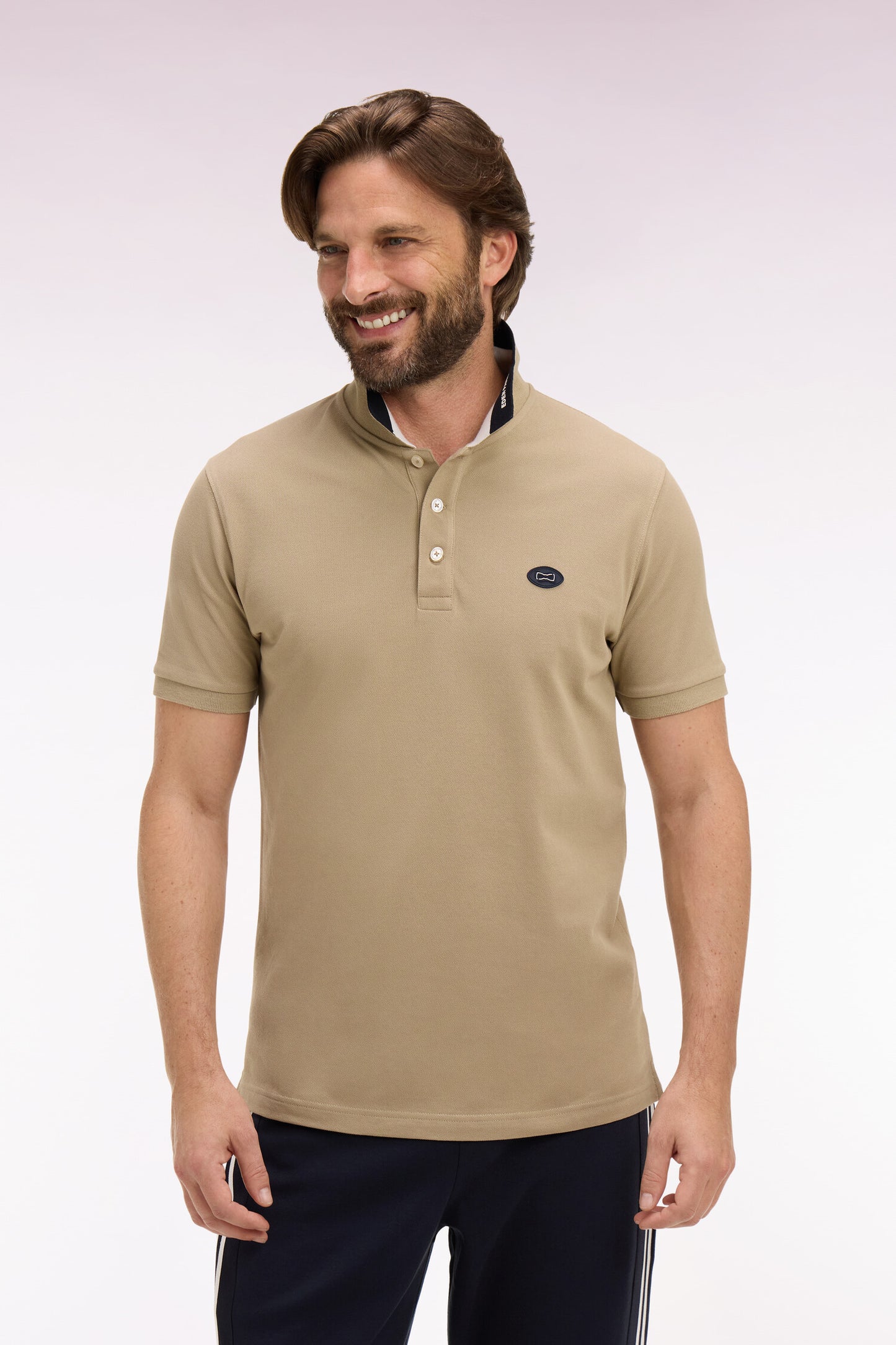 Polo à manches courtes en piqué coton beige coupe regular