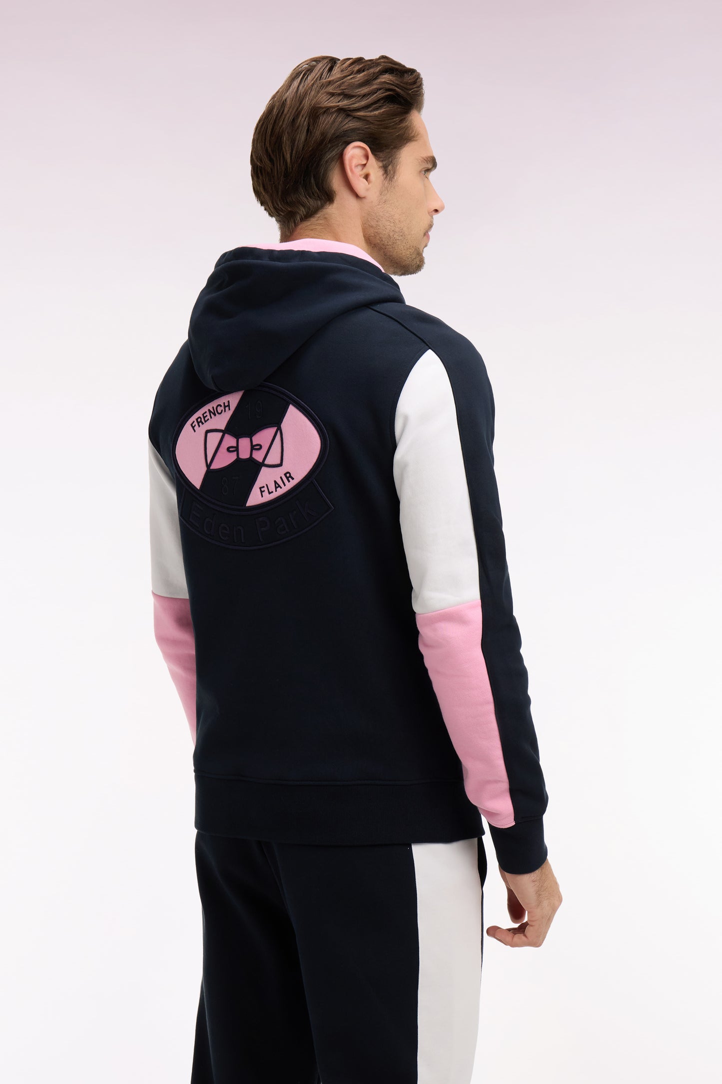 Sweatshirt à capuche en coton marine broderie dos