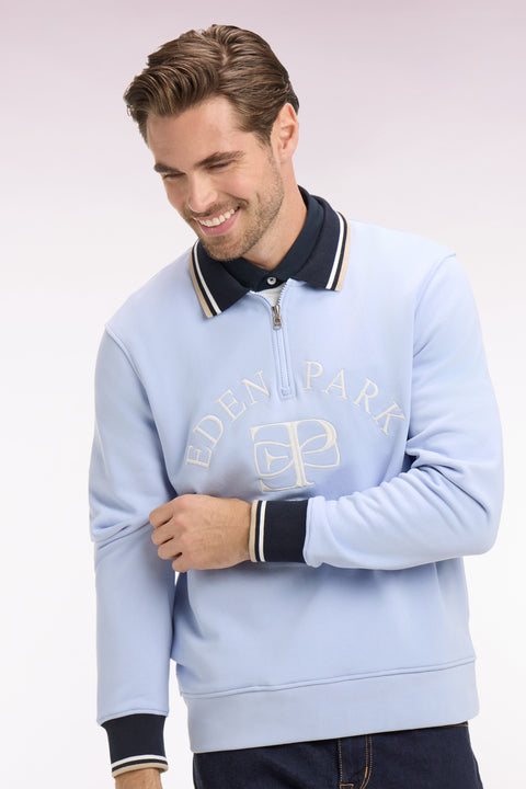 Sweatshirt à col zippé bleu clair brodé coupe regular - Image 1