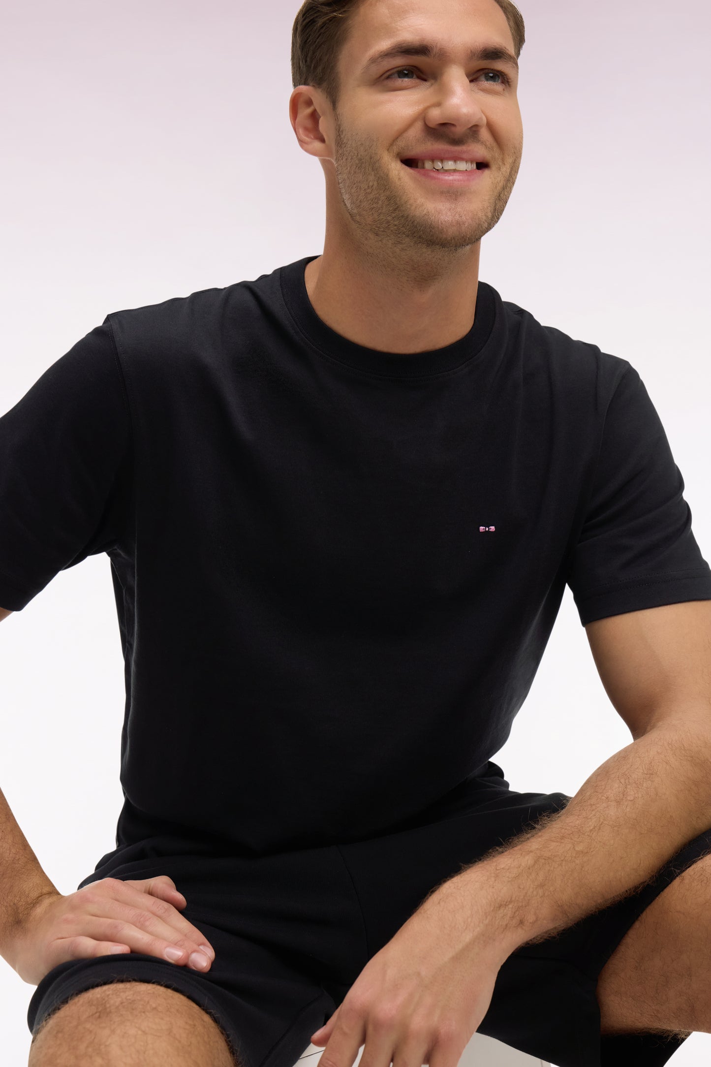 T-shirt à manches courtes en coton Pima noir brodé coupe regular