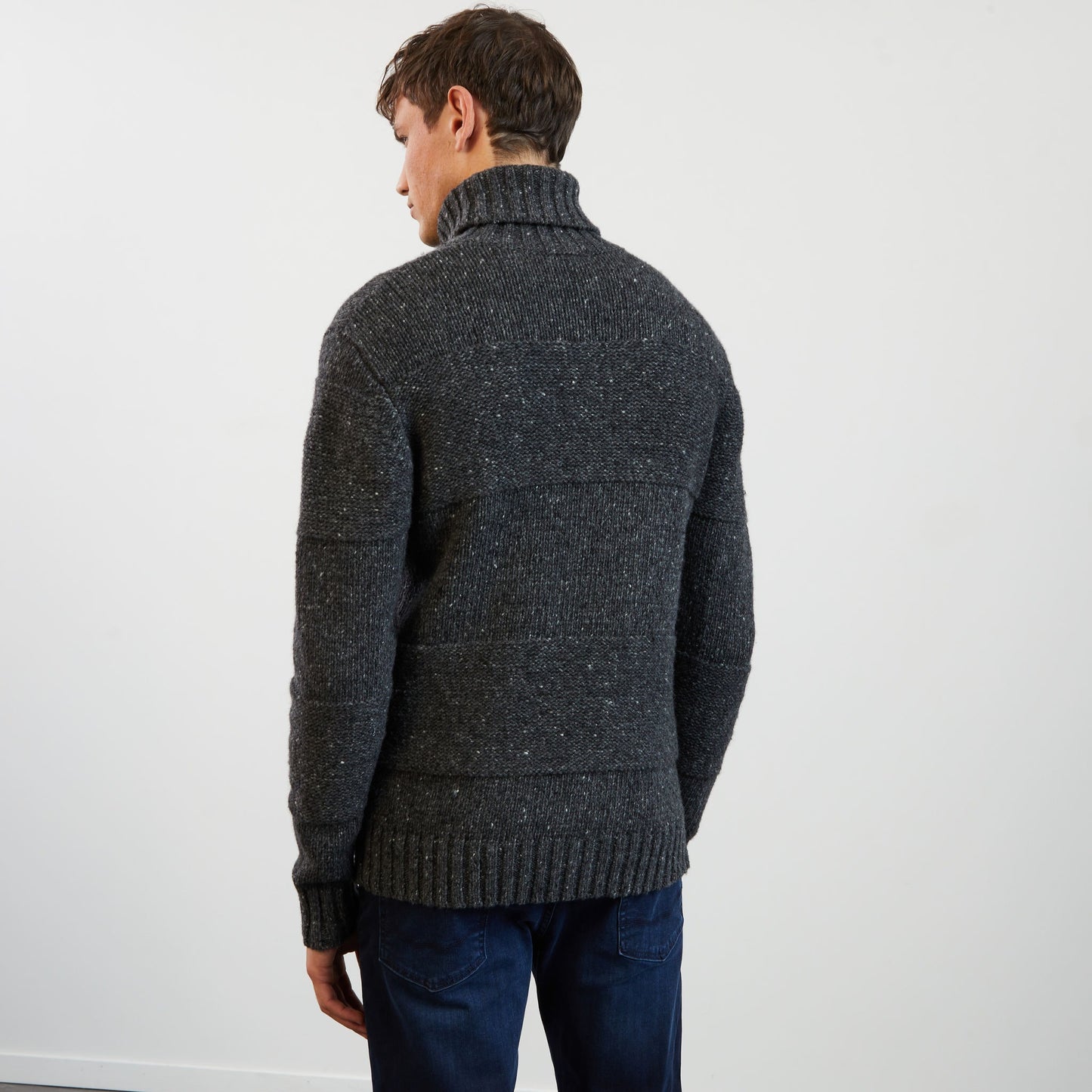 Beige zip cardigan in decorative rib knit