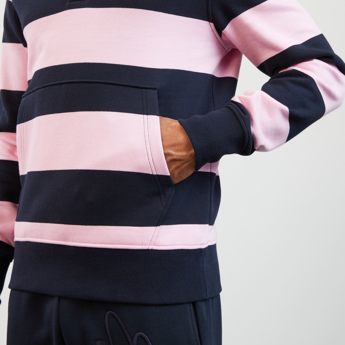 Sweat rose cerclé à col polo