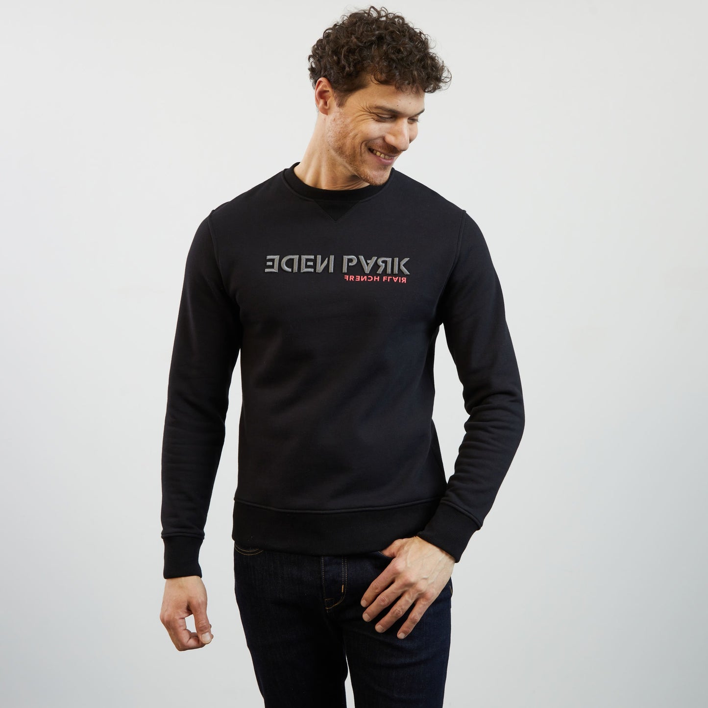 Sweat noir col rond