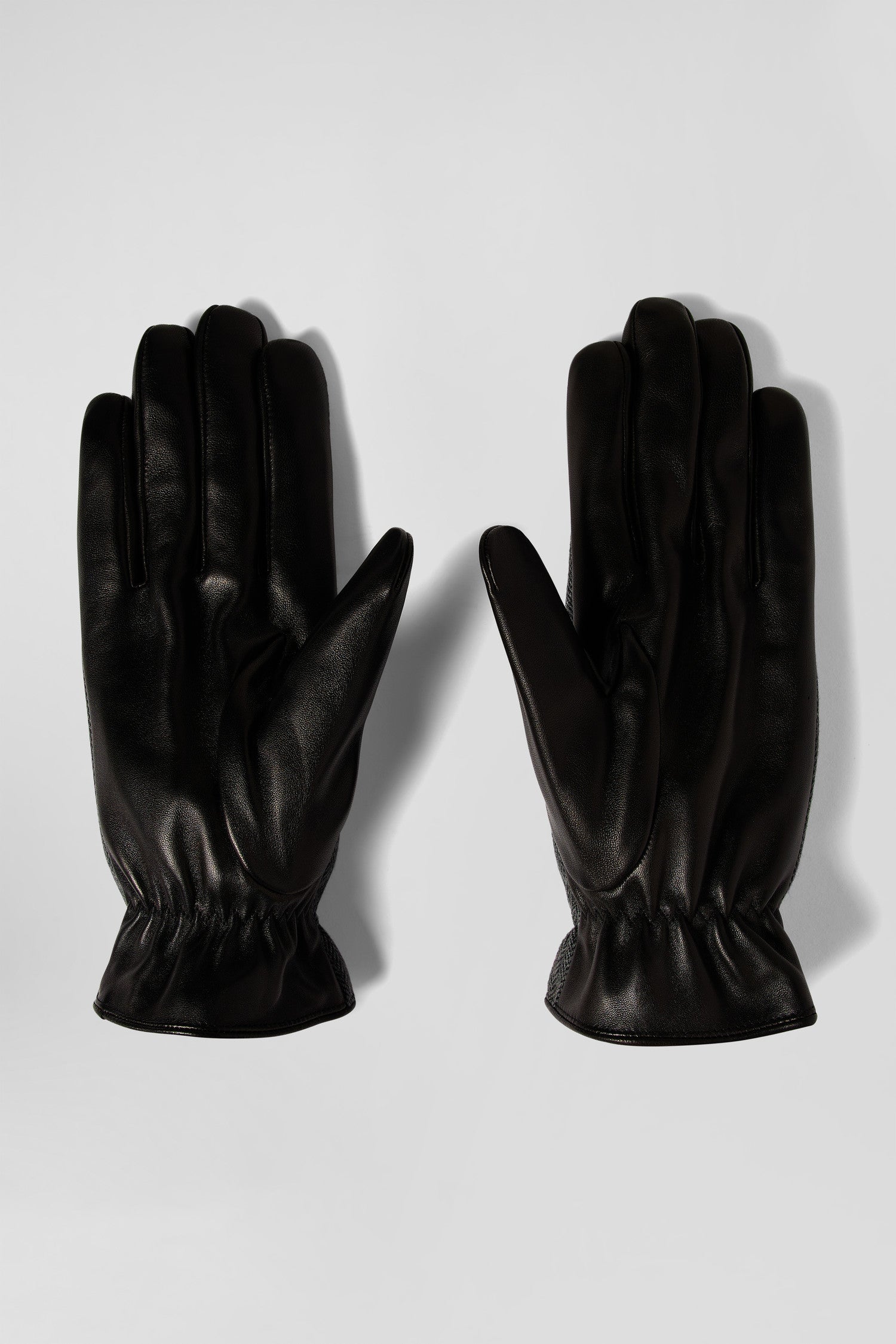 Black smooth leather gloves