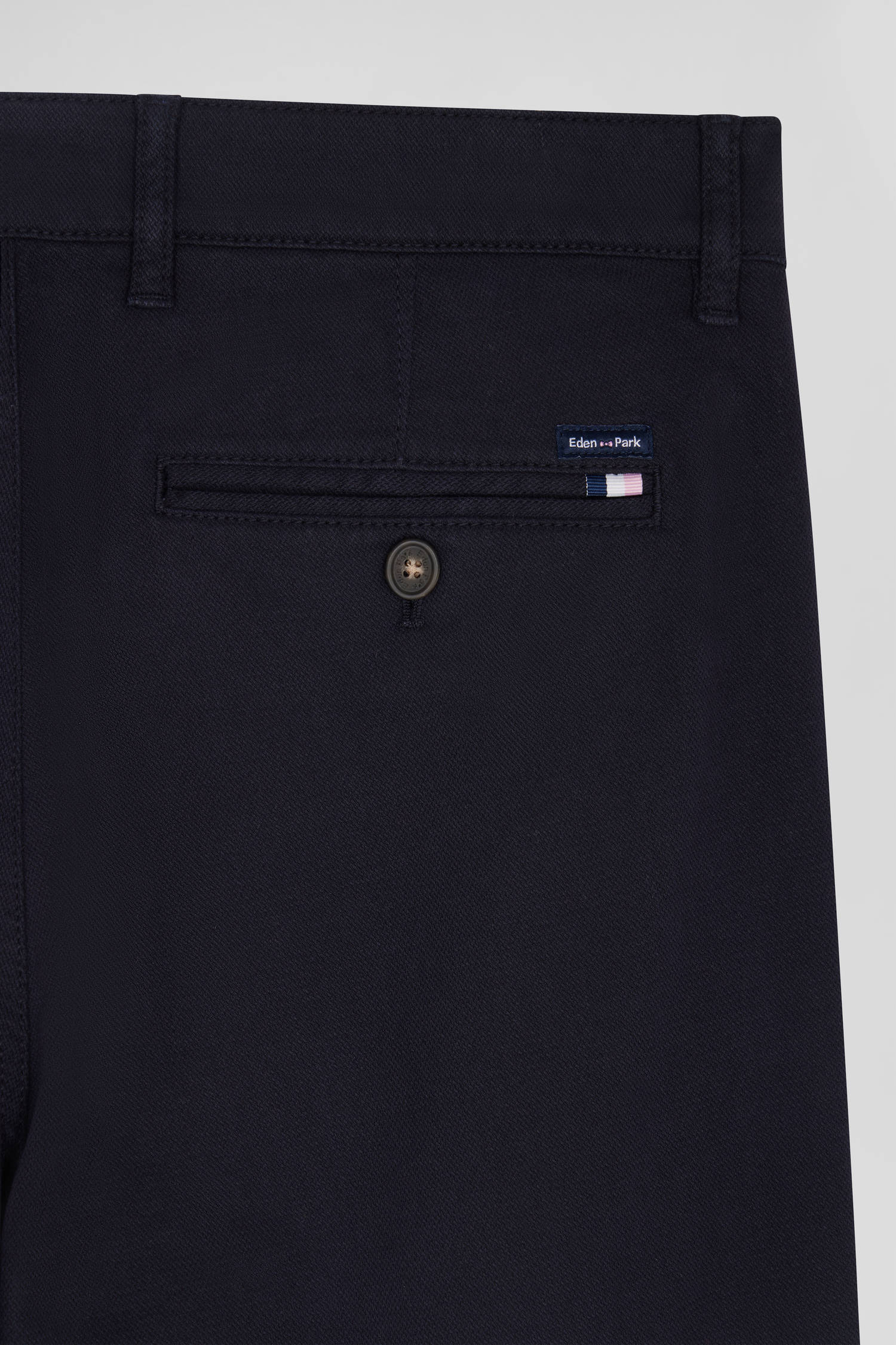 Pantalon chino en piqué de coton stretch et modal marine coupe Regular