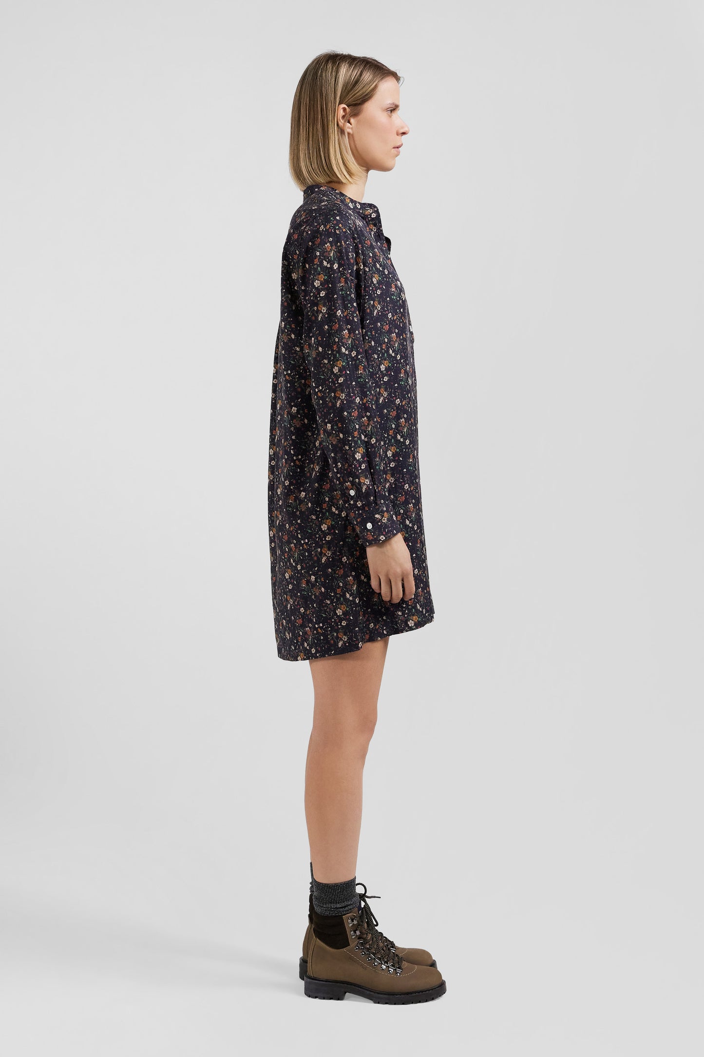 Robe chemise en lyocell noir à imprimé floral