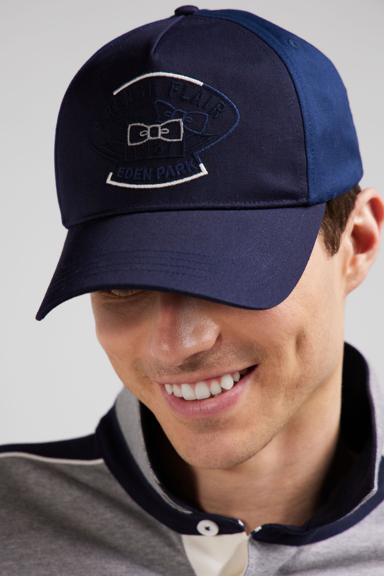 Dark blue bicolour cotton cap