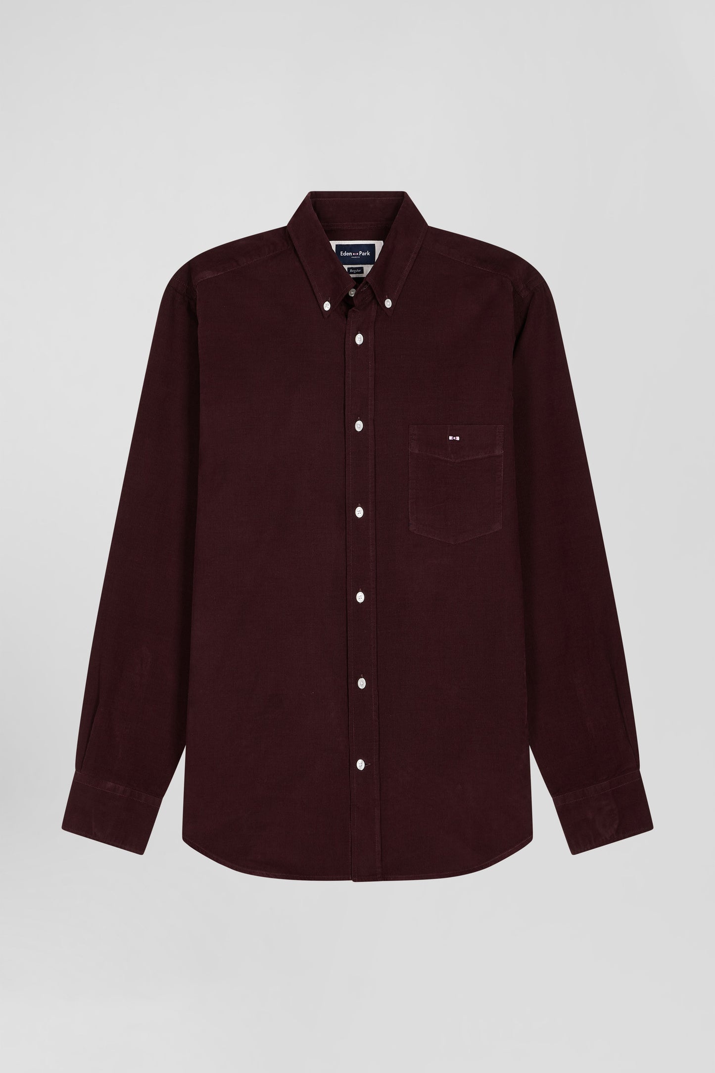 Regular plain burgundy cotton shirt with button-down collar and chest pocket