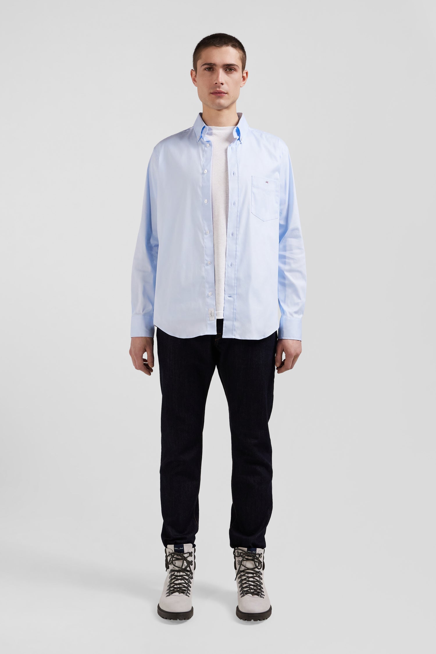 Chemise unie ciel en coton stretch mélangé coupe Regular