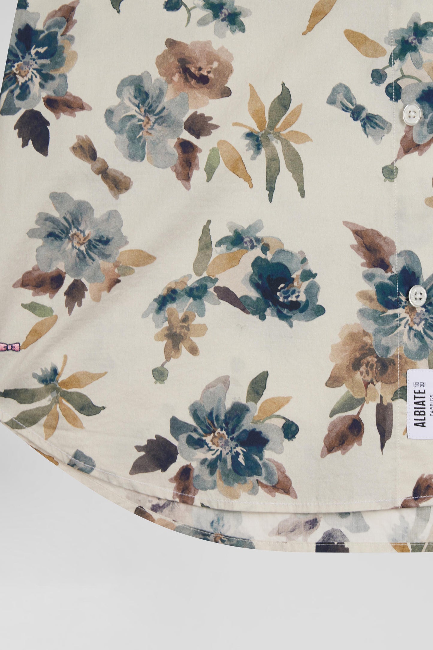 Slim beige floral print cotton shirt