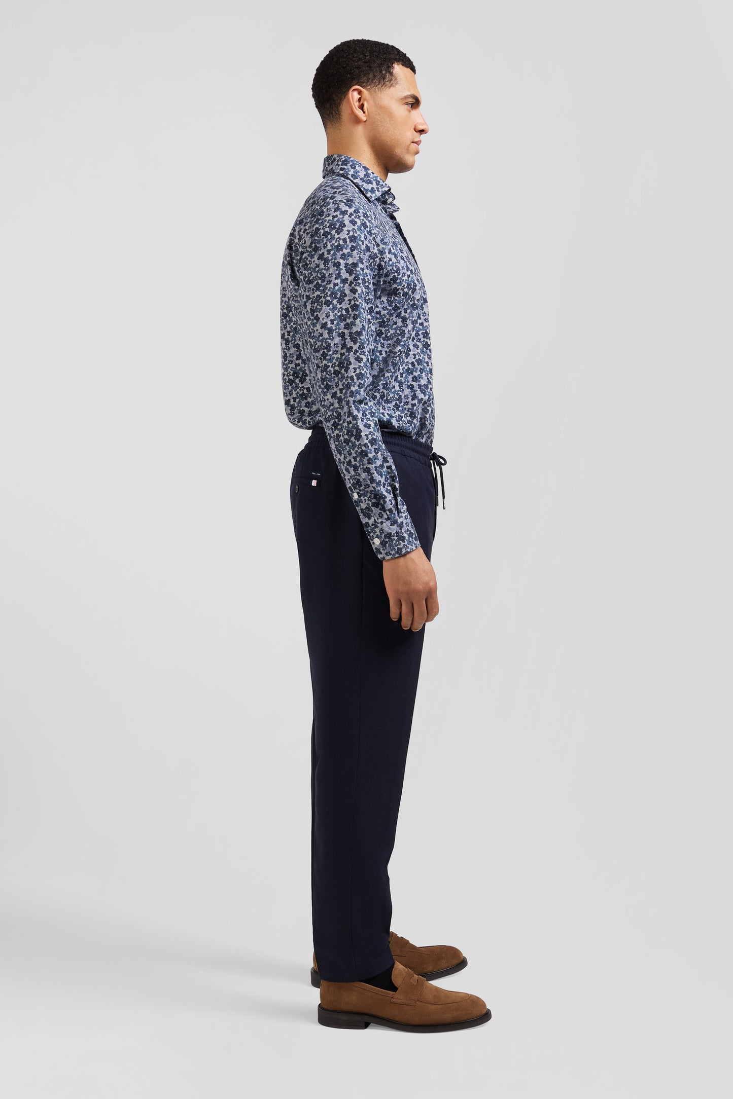 Slim-fit shirt in grey cotton poplin microprinted with flowers