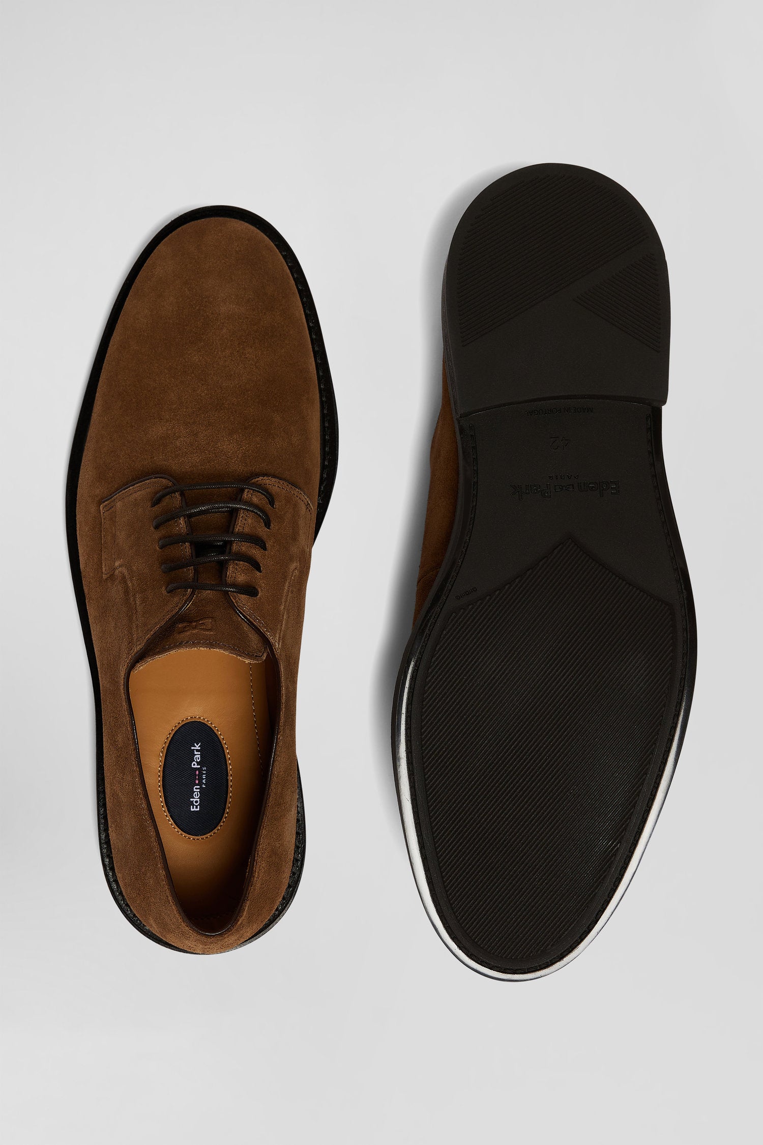 Derbies lacés en cuir suédé marron