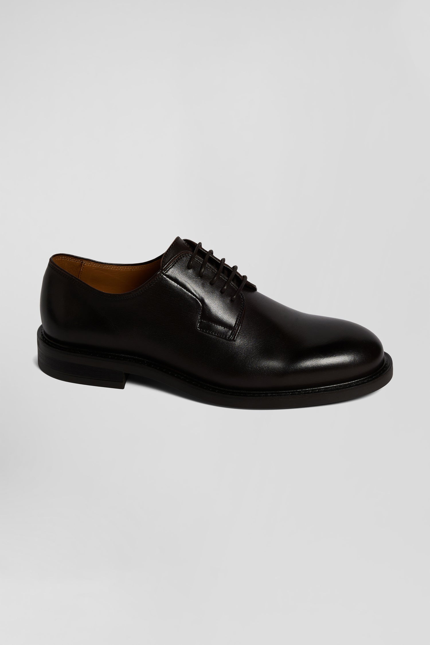 Derbies lacés en cuir marron