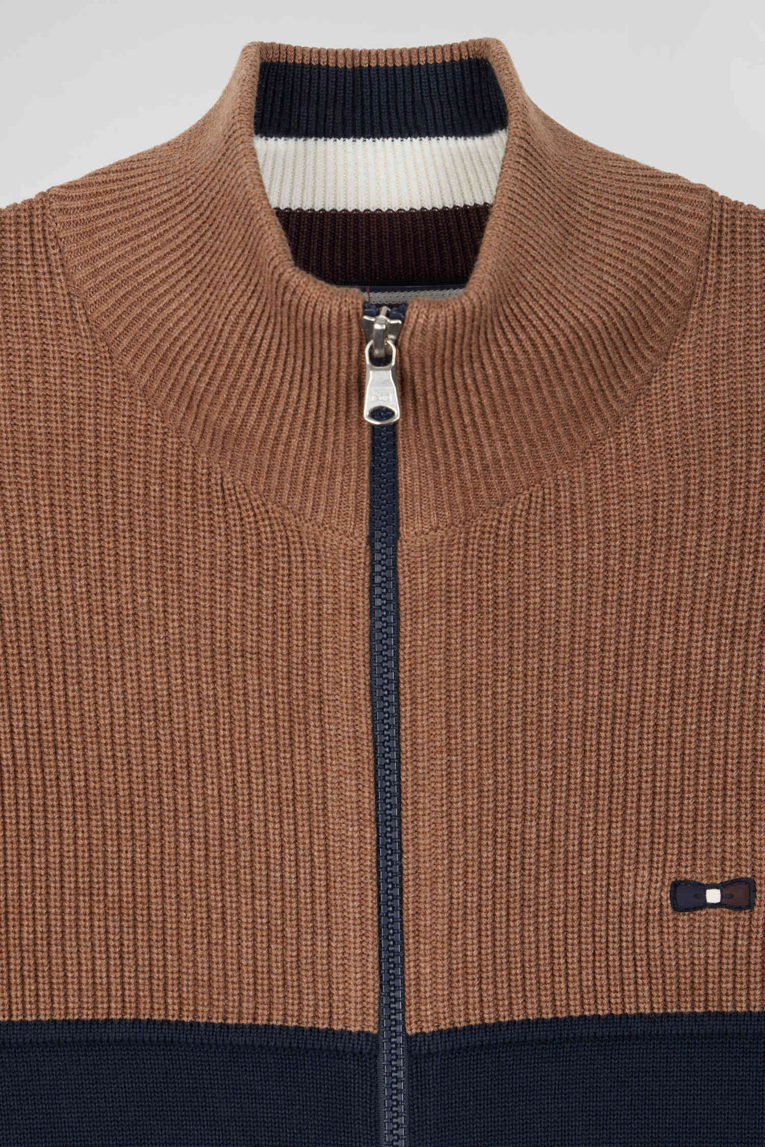 Cardigan zippé à col montant marine et camel en coton