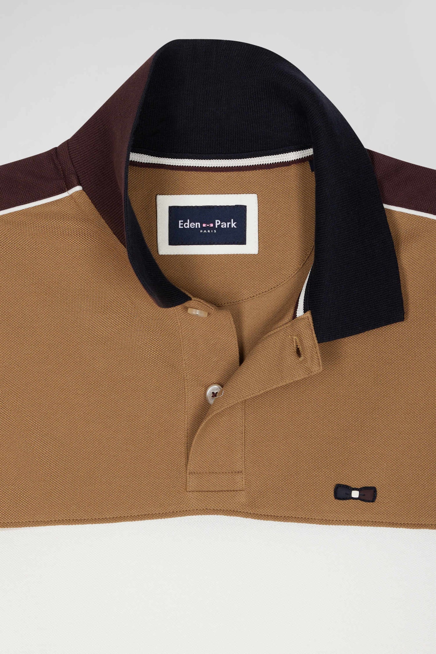 Polo manches courtes tricolore en piqué coton noisette inscription Eden Park coupe Regular