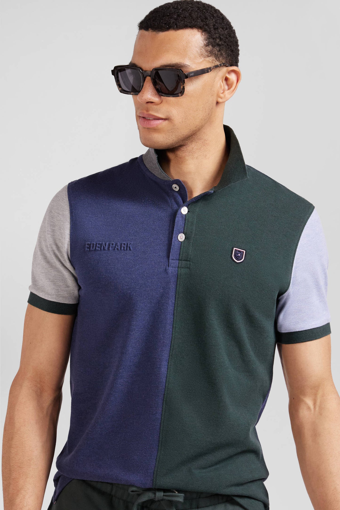 Regular green colorblock short-sleeved cotton piqué polo shirt