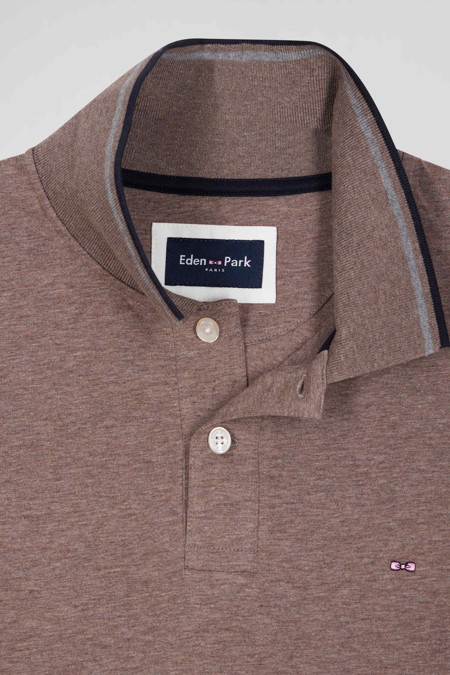 Polo manches longues marron en coton stretch finitions rayées