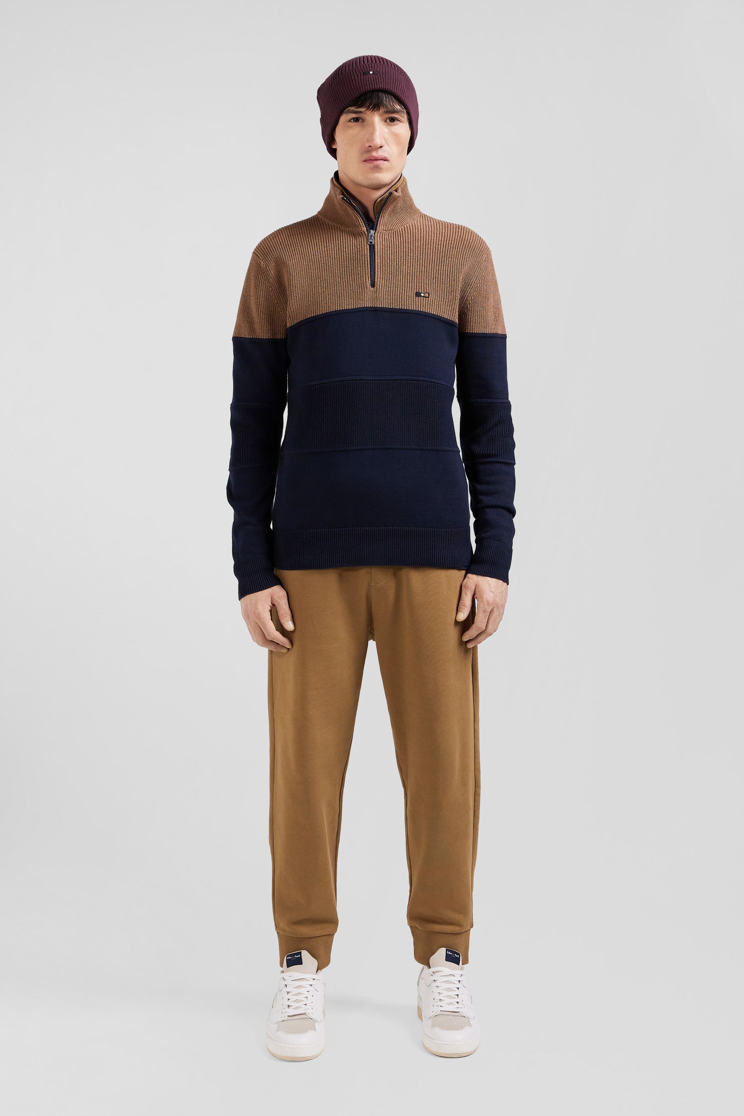 Regular camel cotton semi-zipped jumper with knit patterns