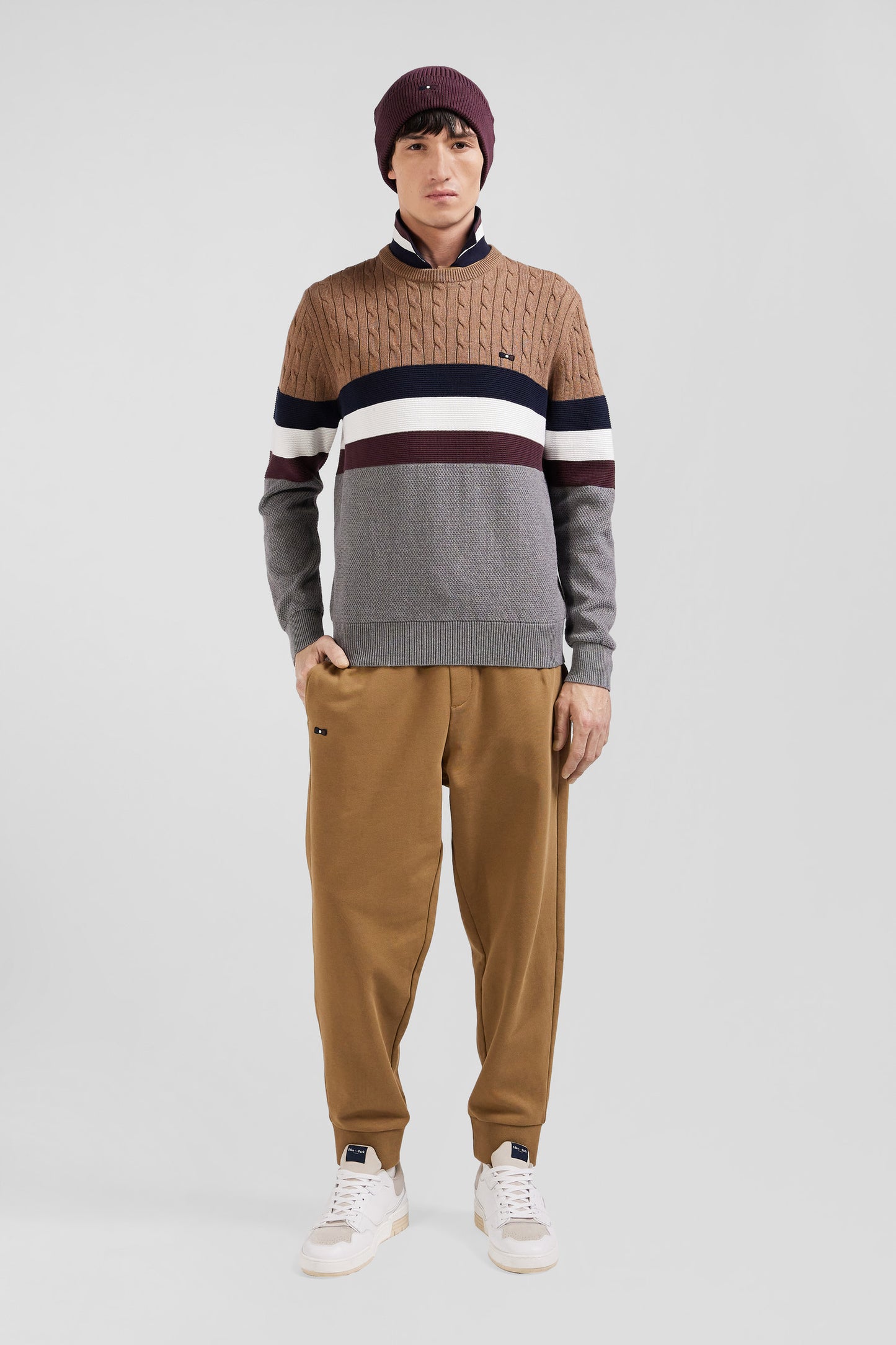 Regular camel fancy knit cotton crew neck jumper