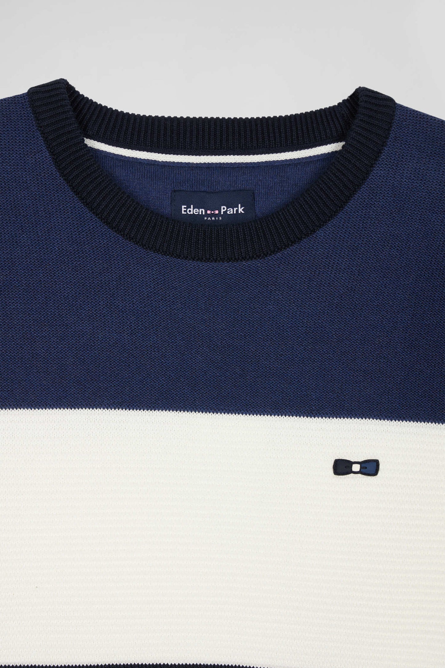 Pull col rond en coton bleu marine et bleu à jeux de maille coupe Regular