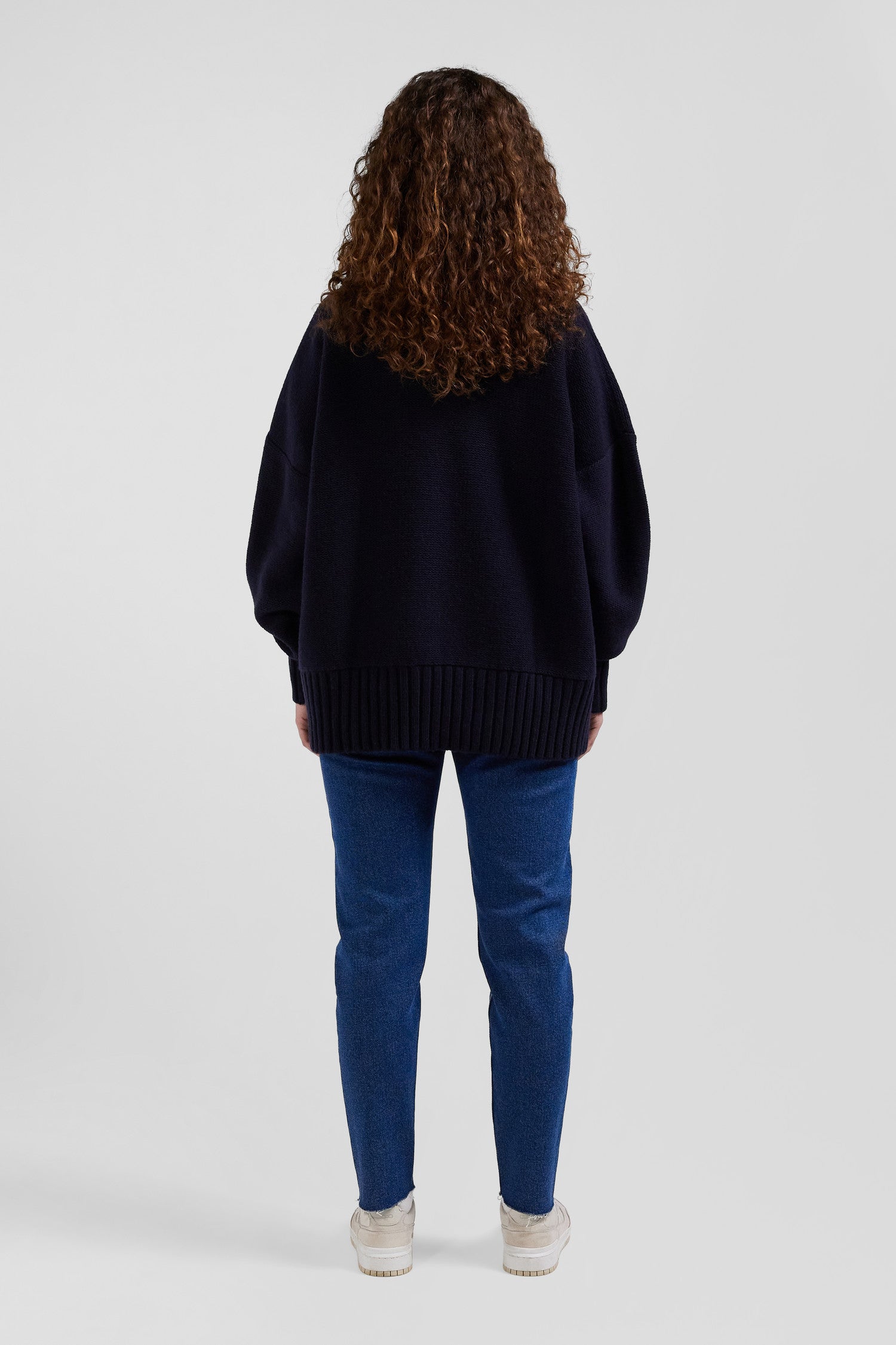 Pull col roulé en laine mélangée bleu marine coupe Oversized