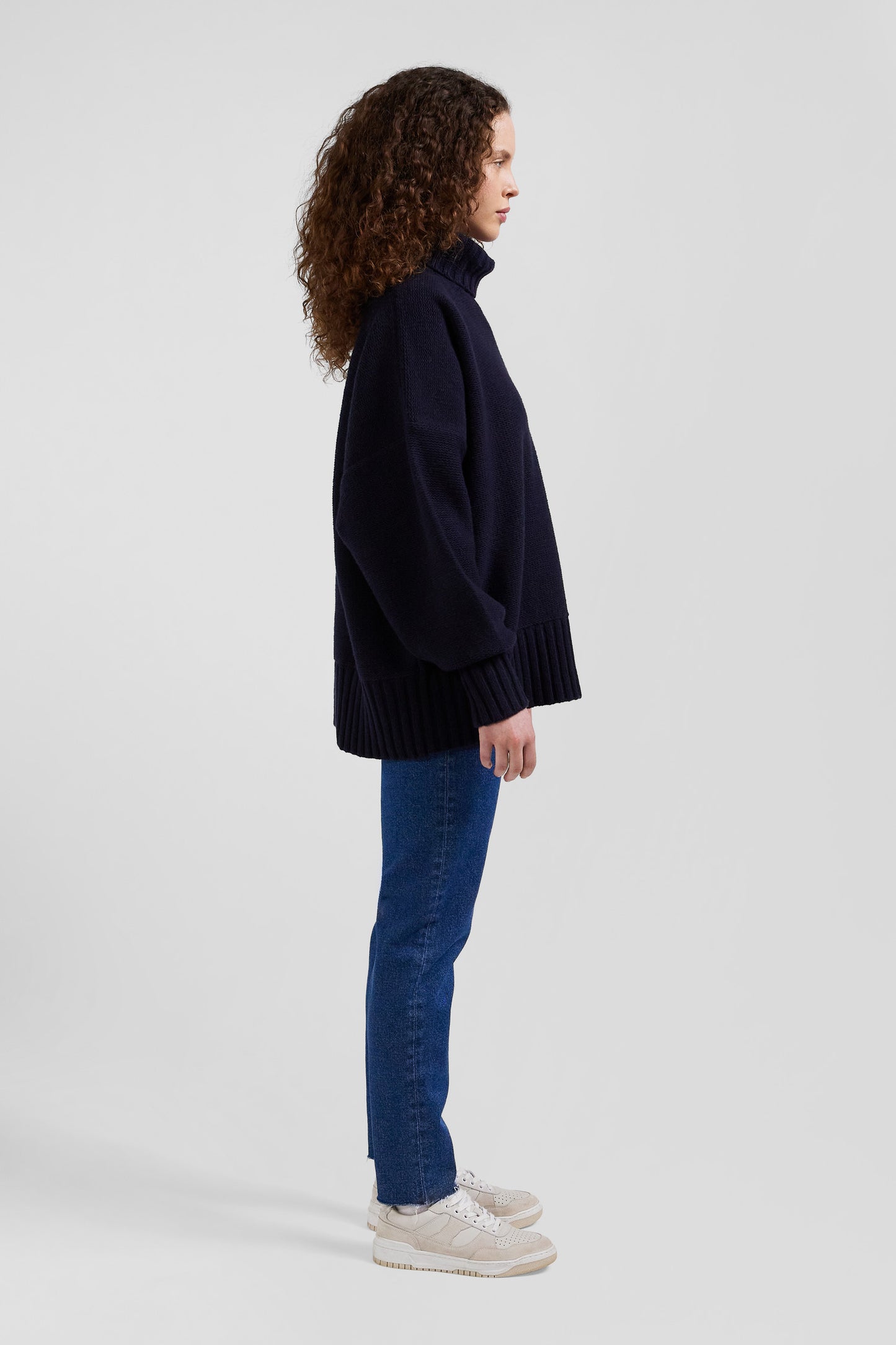 Pull col roulé en laine mélangée bleu marine coupe Oversized