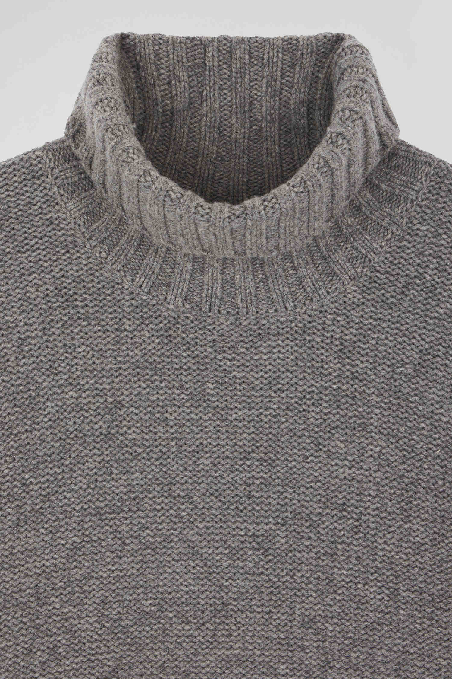 Pull col roulé en laine mélangée gris coupe Oversized