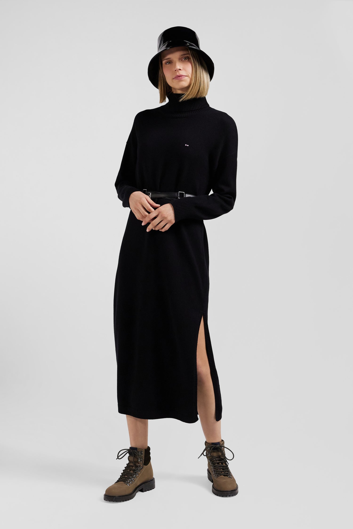 Robe col roulé en laine et coton noire coupe Relaxed