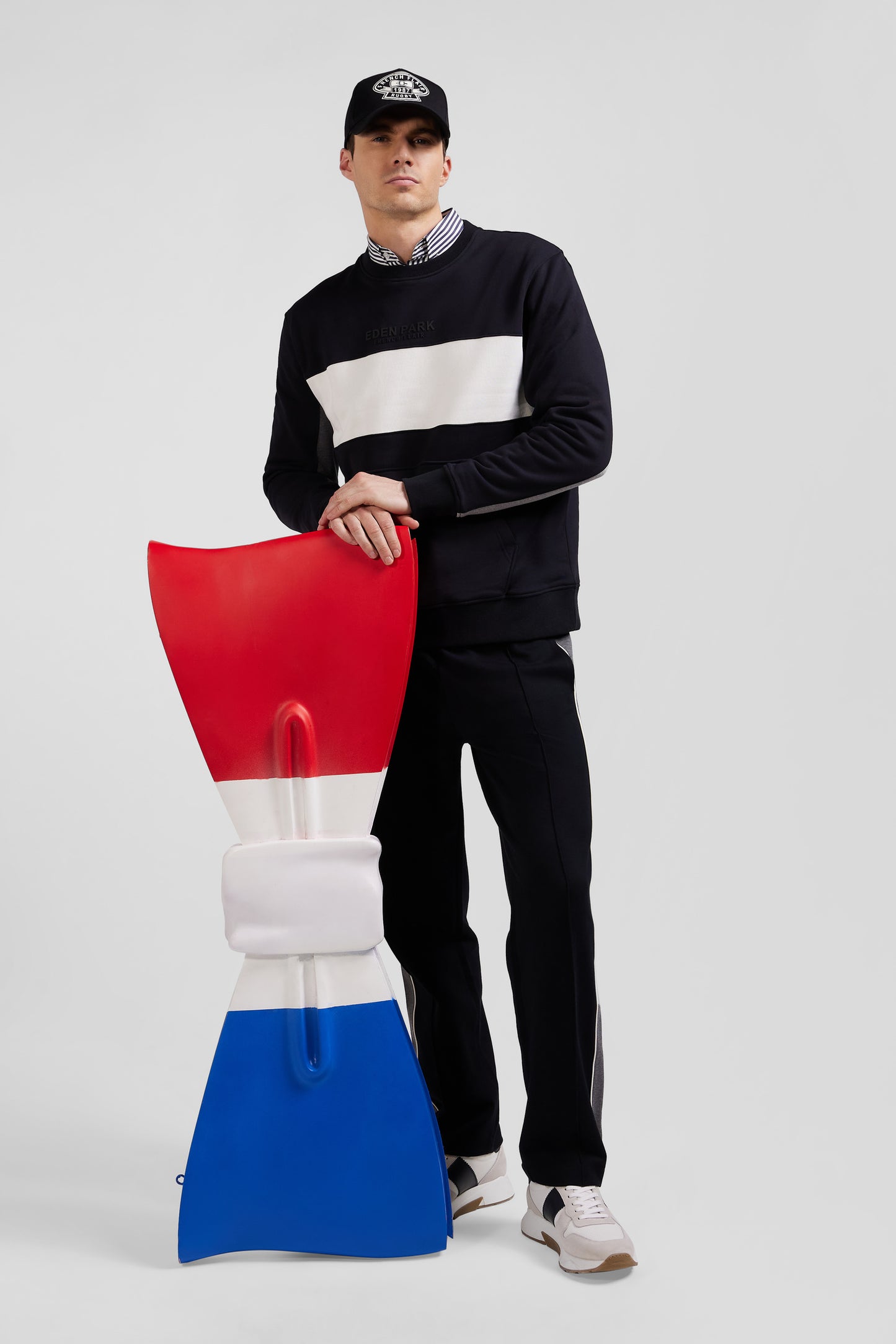 Sweatshirt col rond en coton noir coupe Relaxed