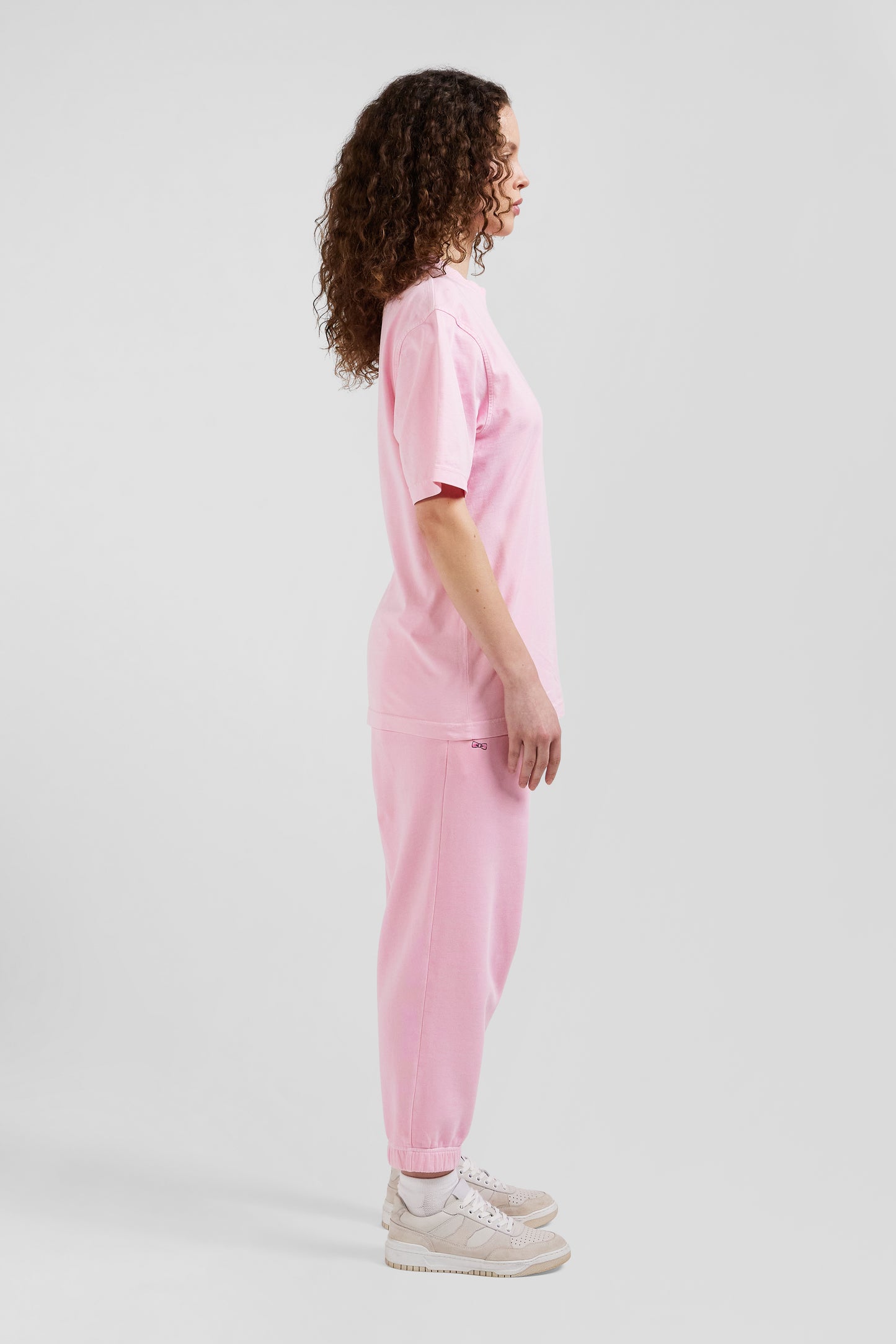 Oversize pink unisex short-sleeved T-shirt in overdyed cotton