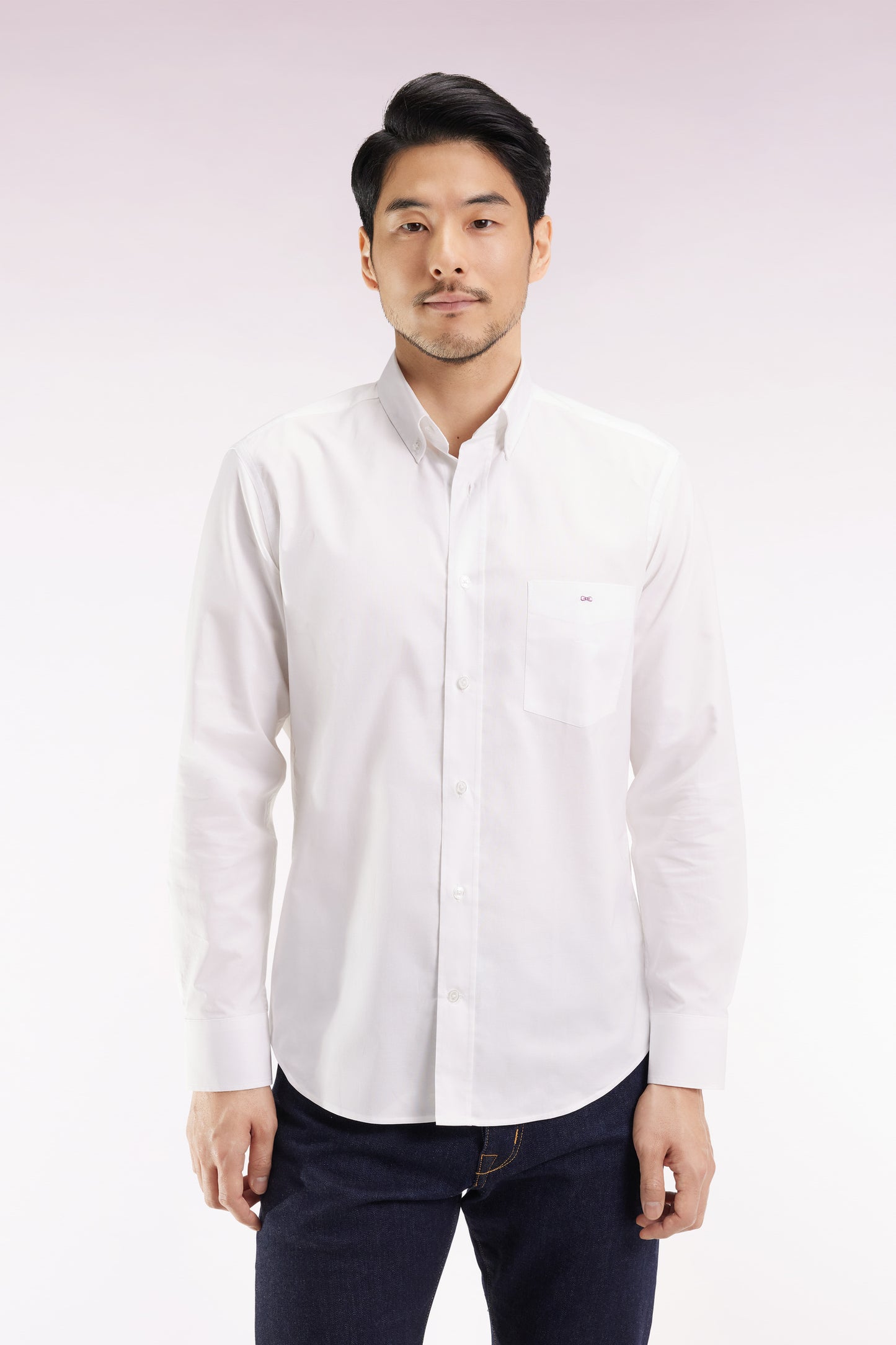 Chemise en coton blanc coupe droite