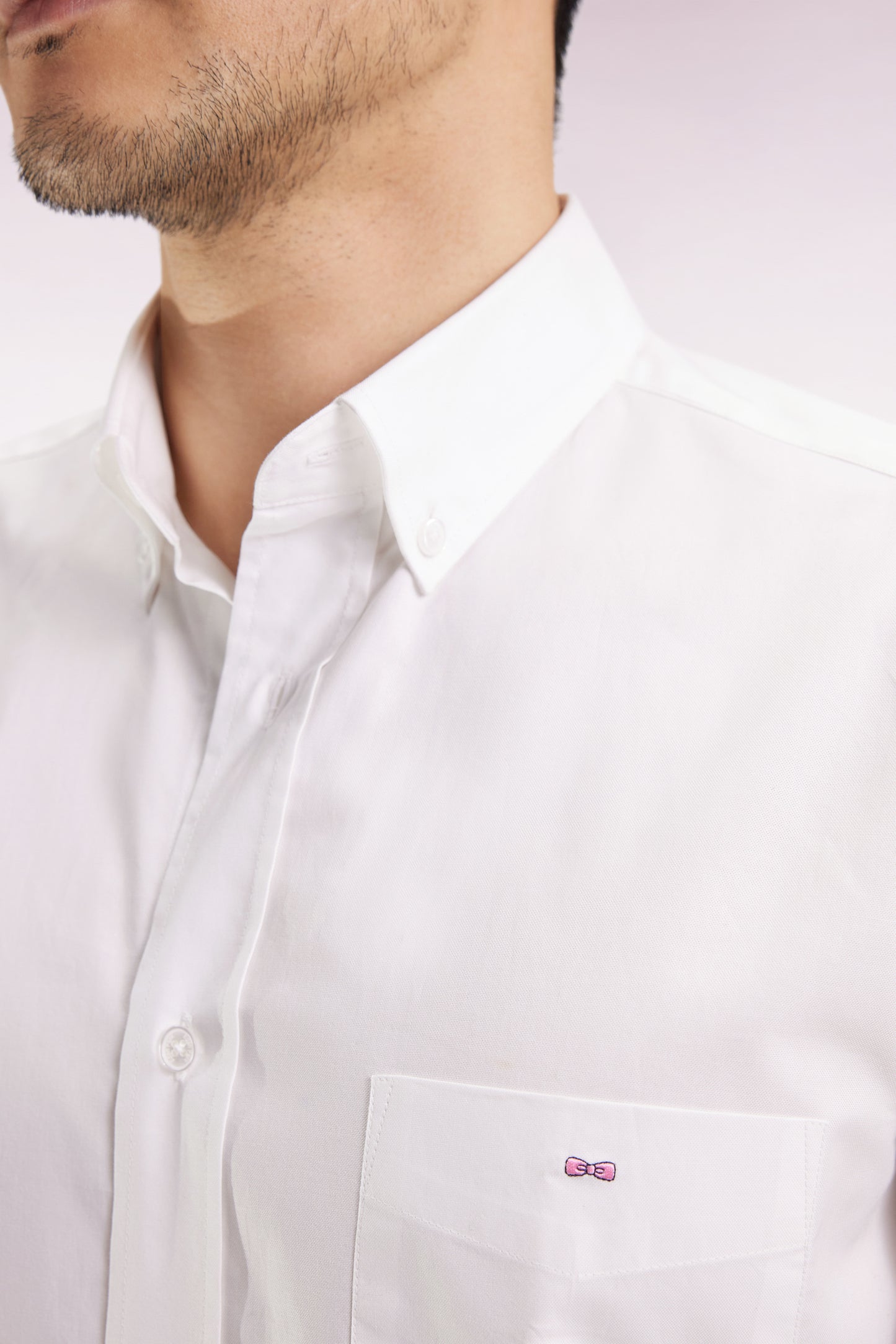 Chemise en coton blanc coupe droite
