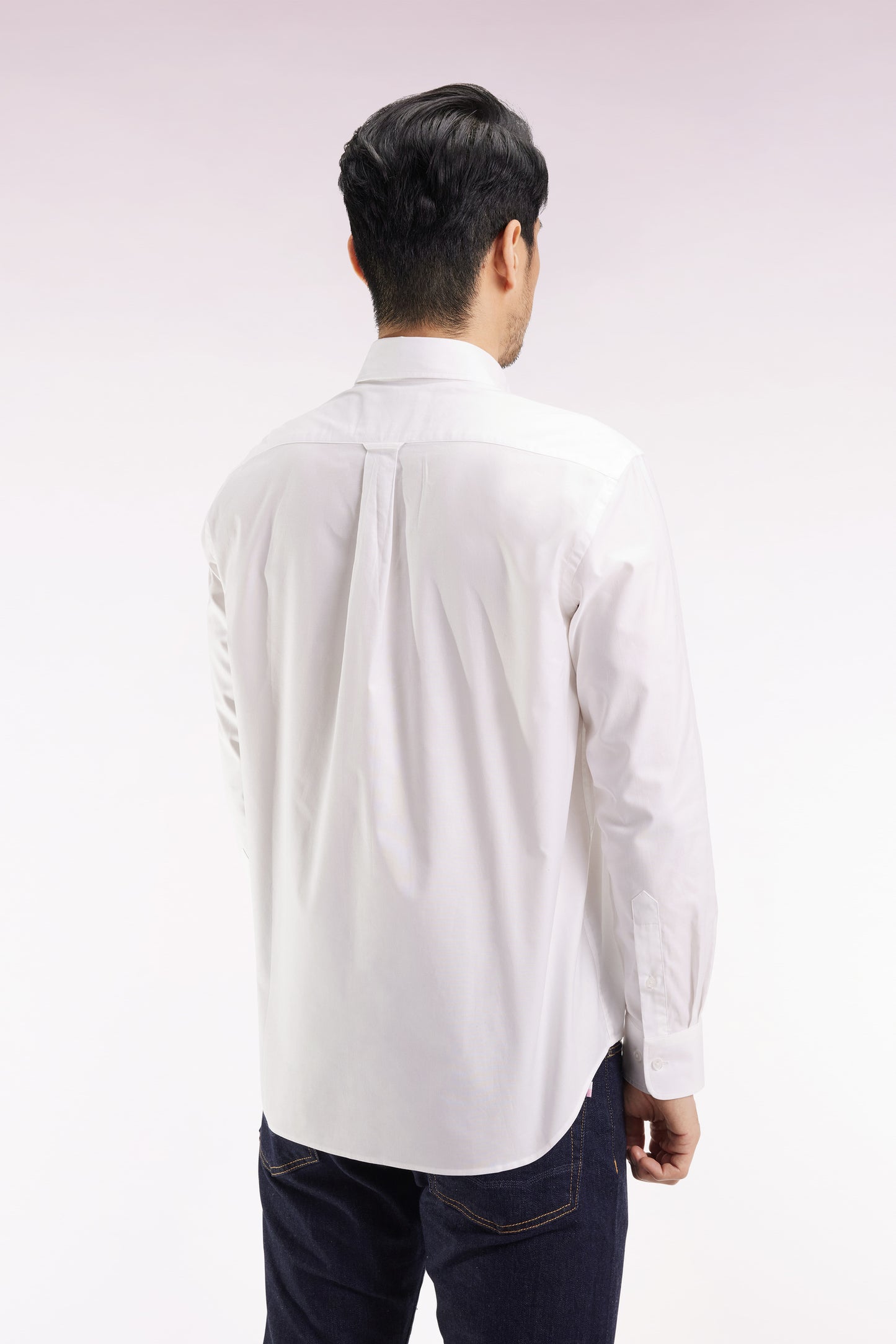 Chemise en coton blanc coupe droite