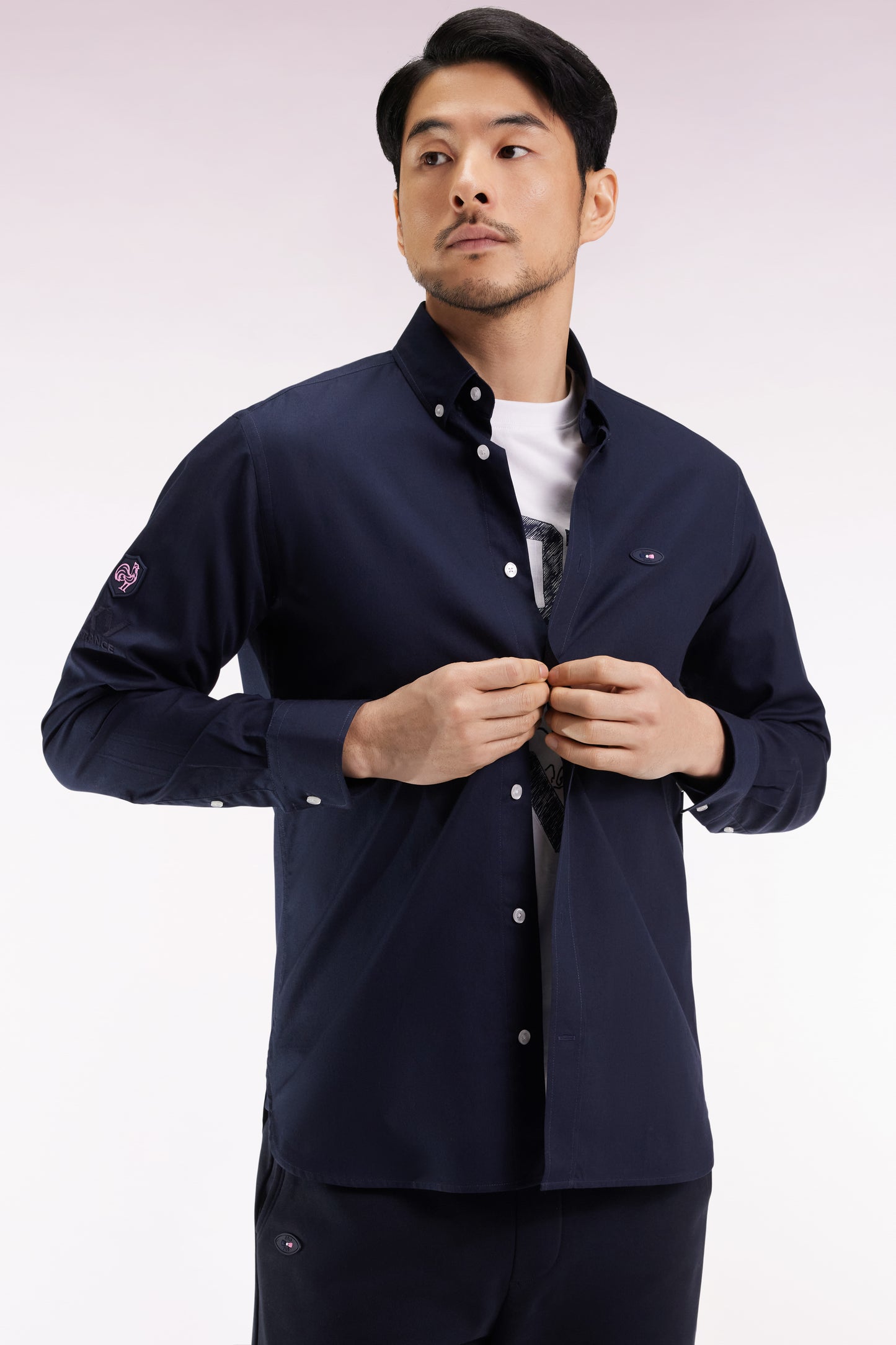 Chemise en coton marine broderie XV de France coupe droite